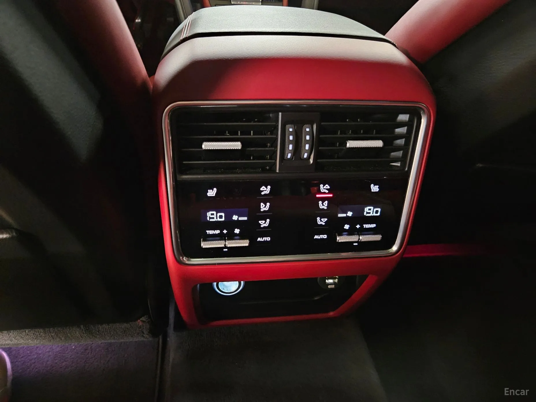 Porsche Cayenne (PO536) превью 14