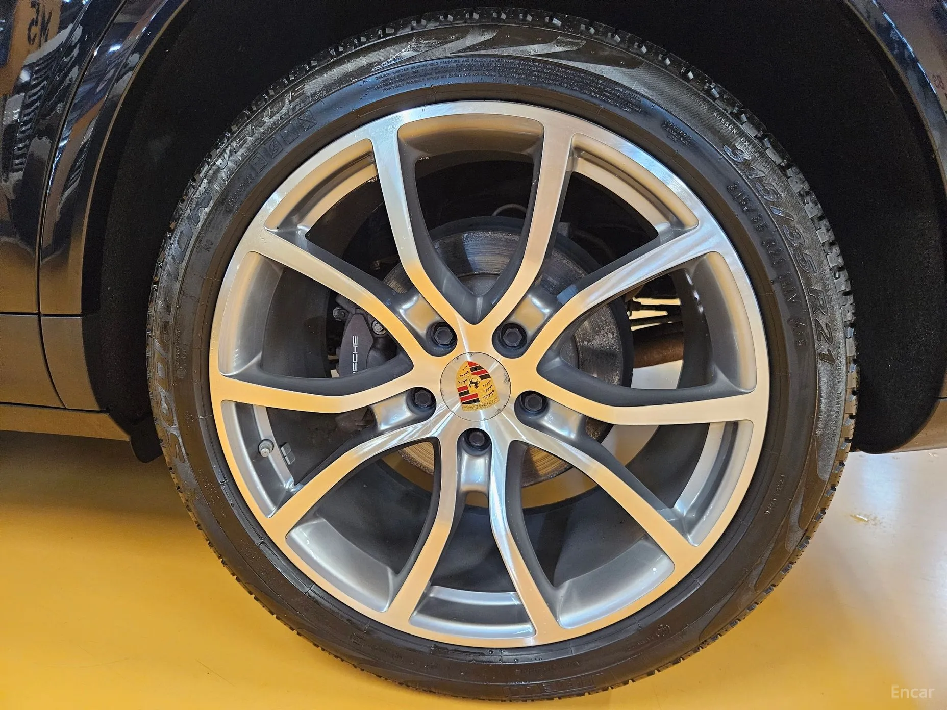 Porsche Cayenne (PO536) превью 5