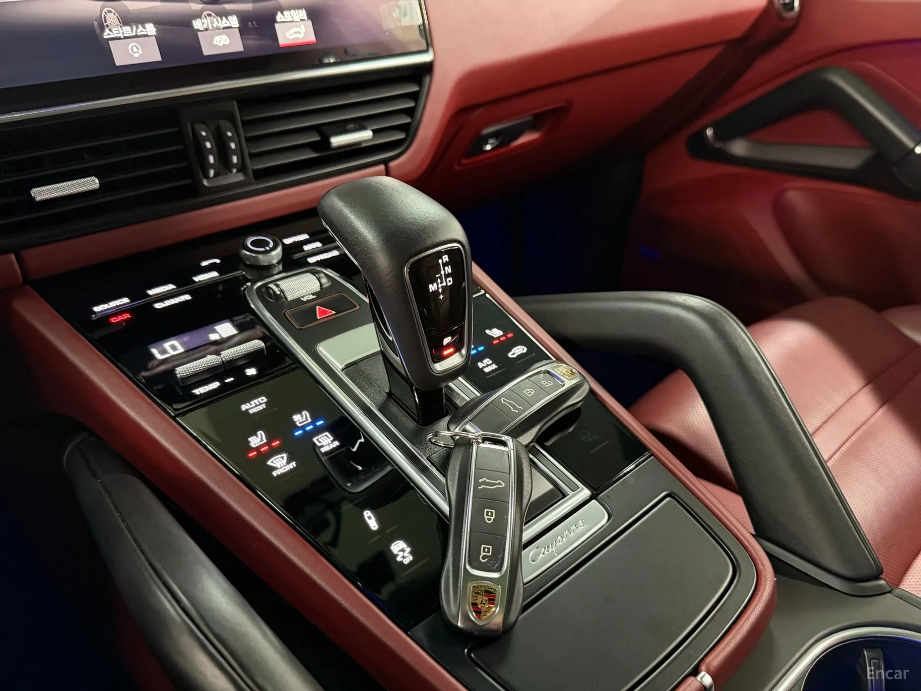 Porsche Cayenne (PO536) превью 12