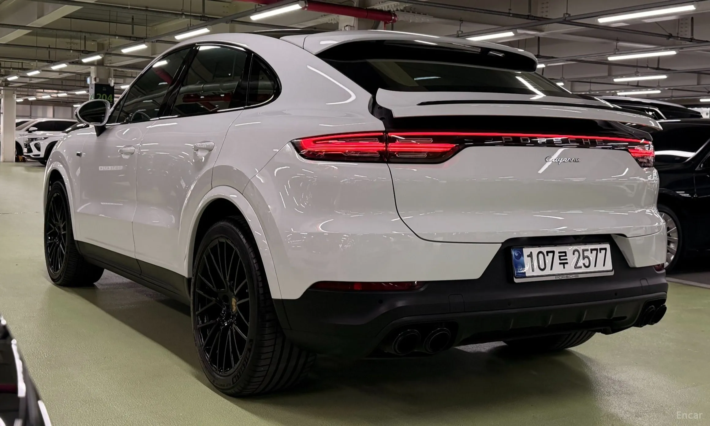 Porsche Cayenne (PO536) превью 6