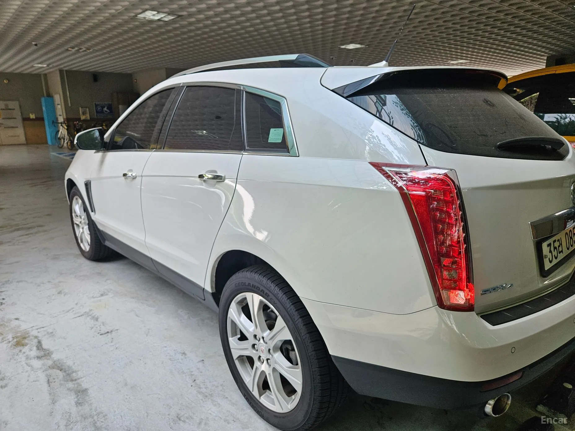 Cadillac All new SRX превью 3