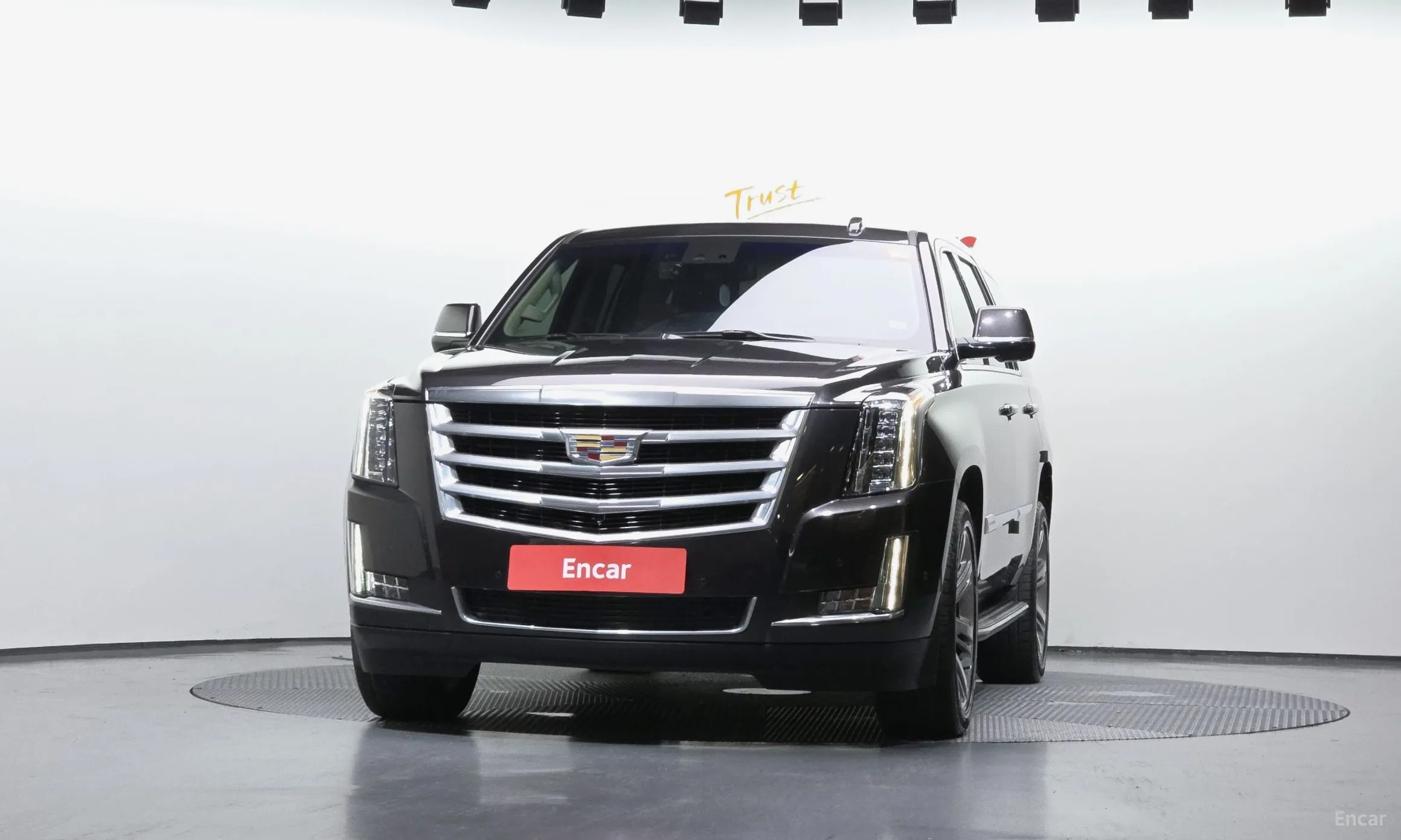 Cadillac Escalade превью 3