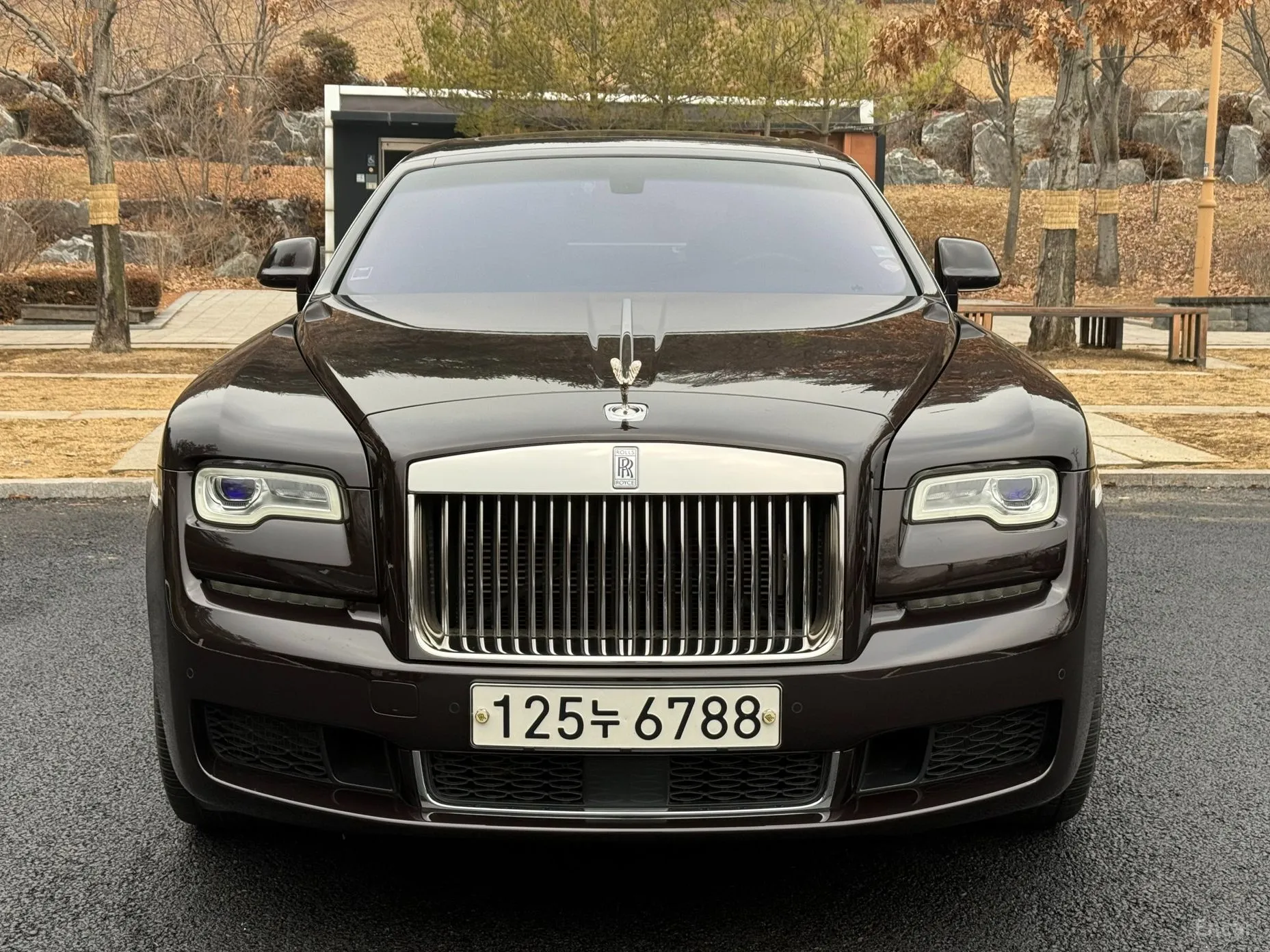 Rolls-Royce Ghost превью 3