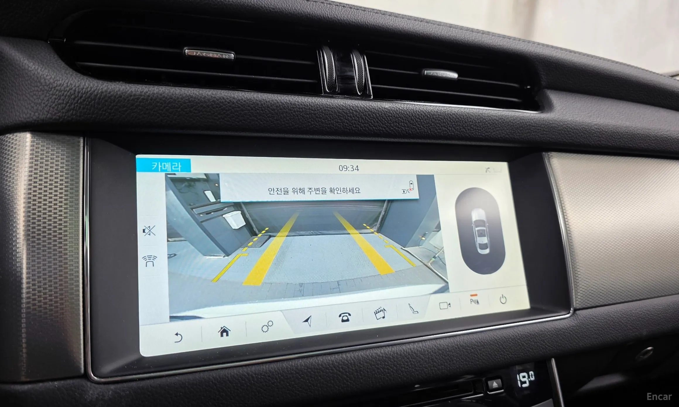 Jaguar XF (x260) превью 15