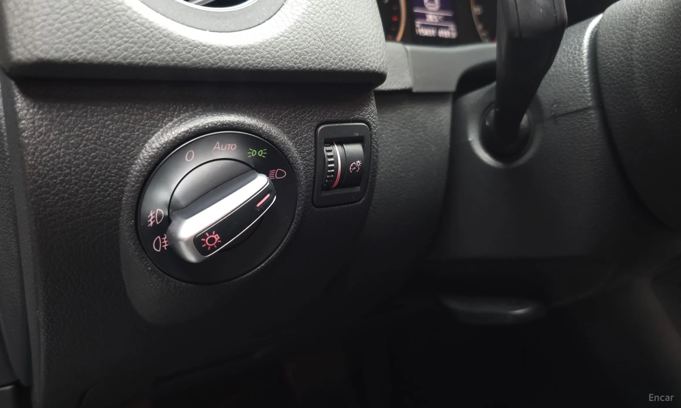 Volkswagen New Tiguan превью 18
