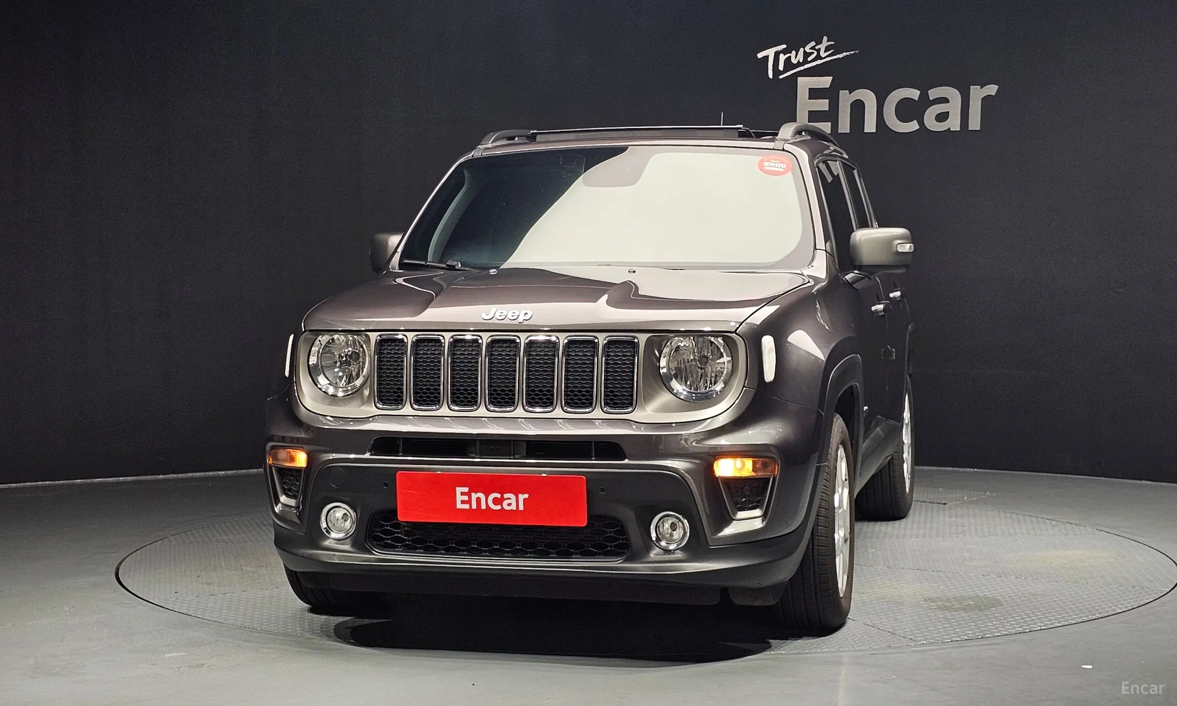 Jeep Renegade превью 3