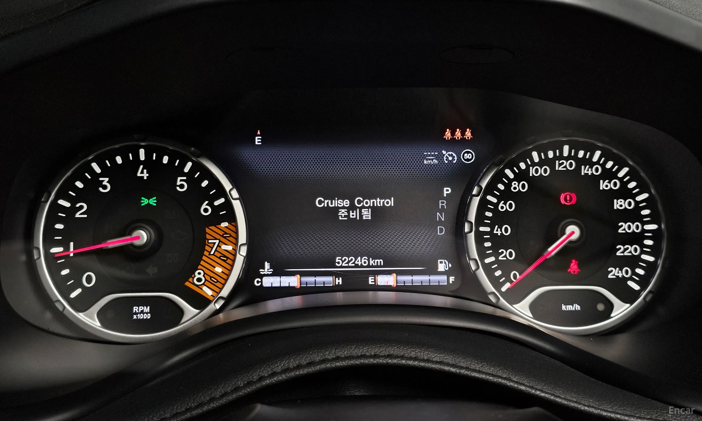 Jeep Renegade превью 8