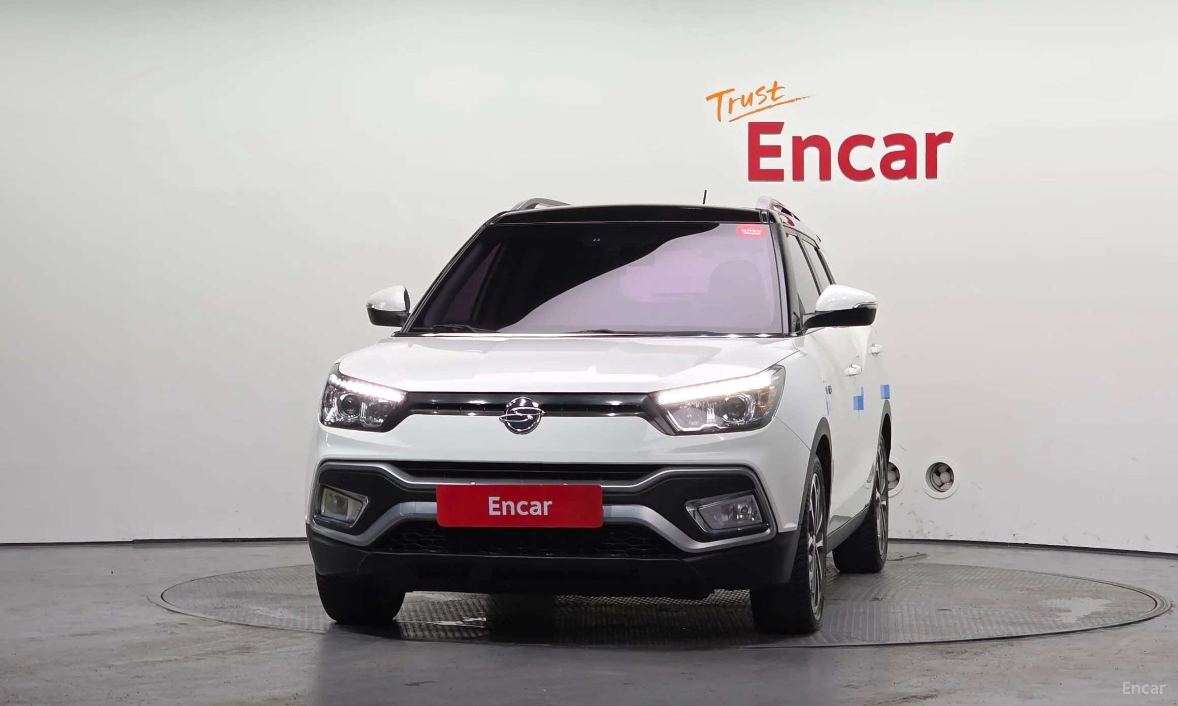 KG Mobility (SsangYong) Tivoli Air превью 3