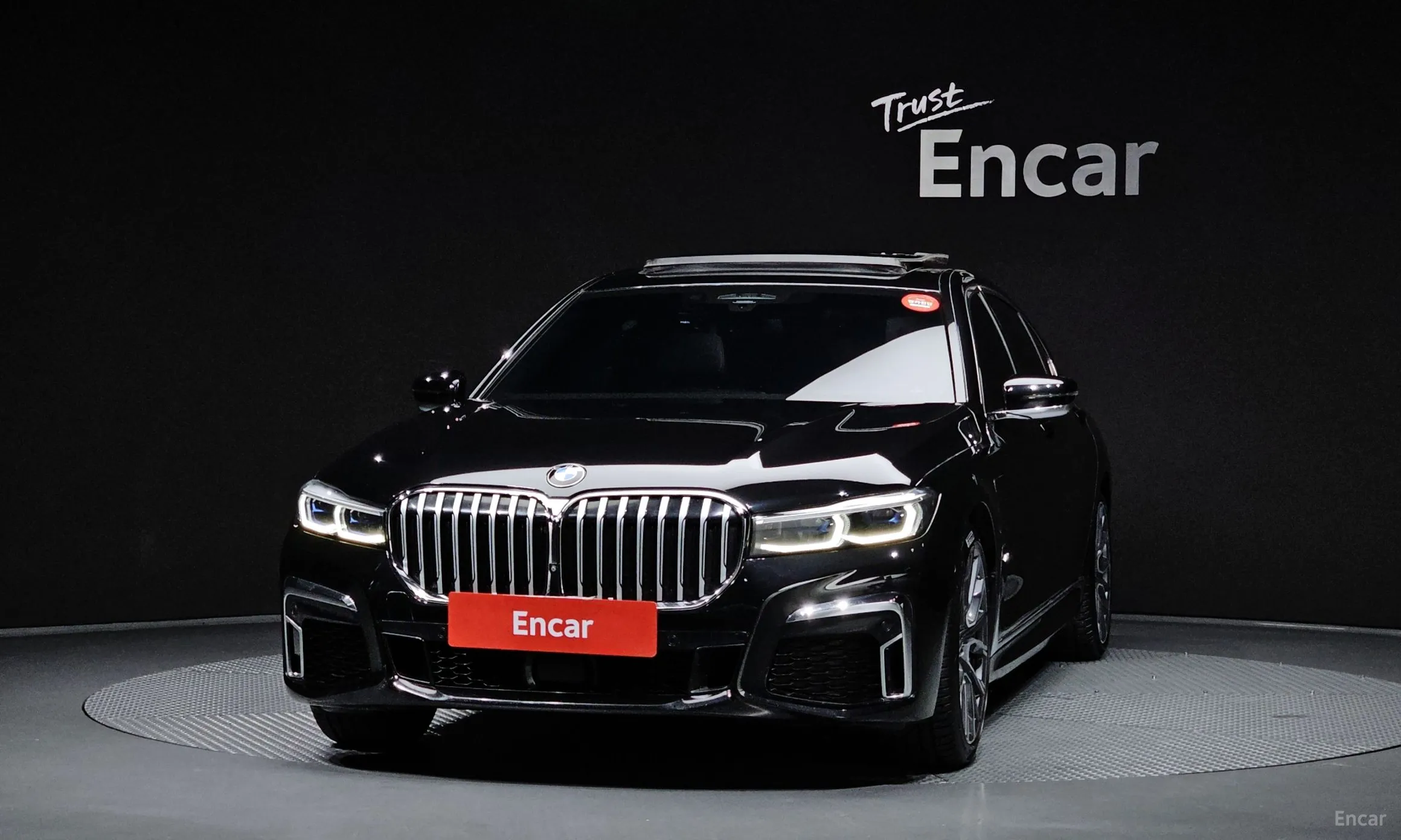 BMW 7 Series (G11) превью 3