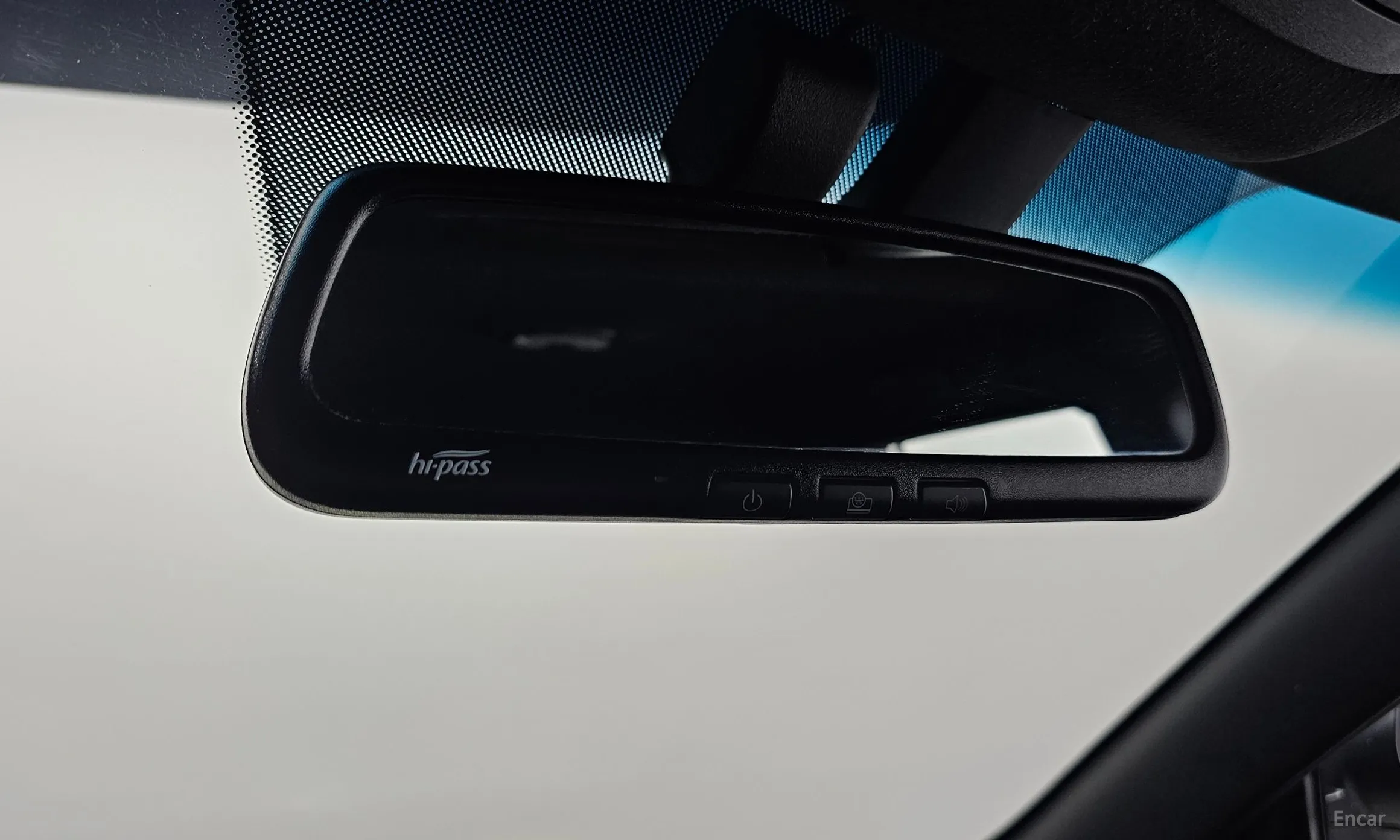 KG Mobility (SsangYong) Berry New Tivoli превью 17