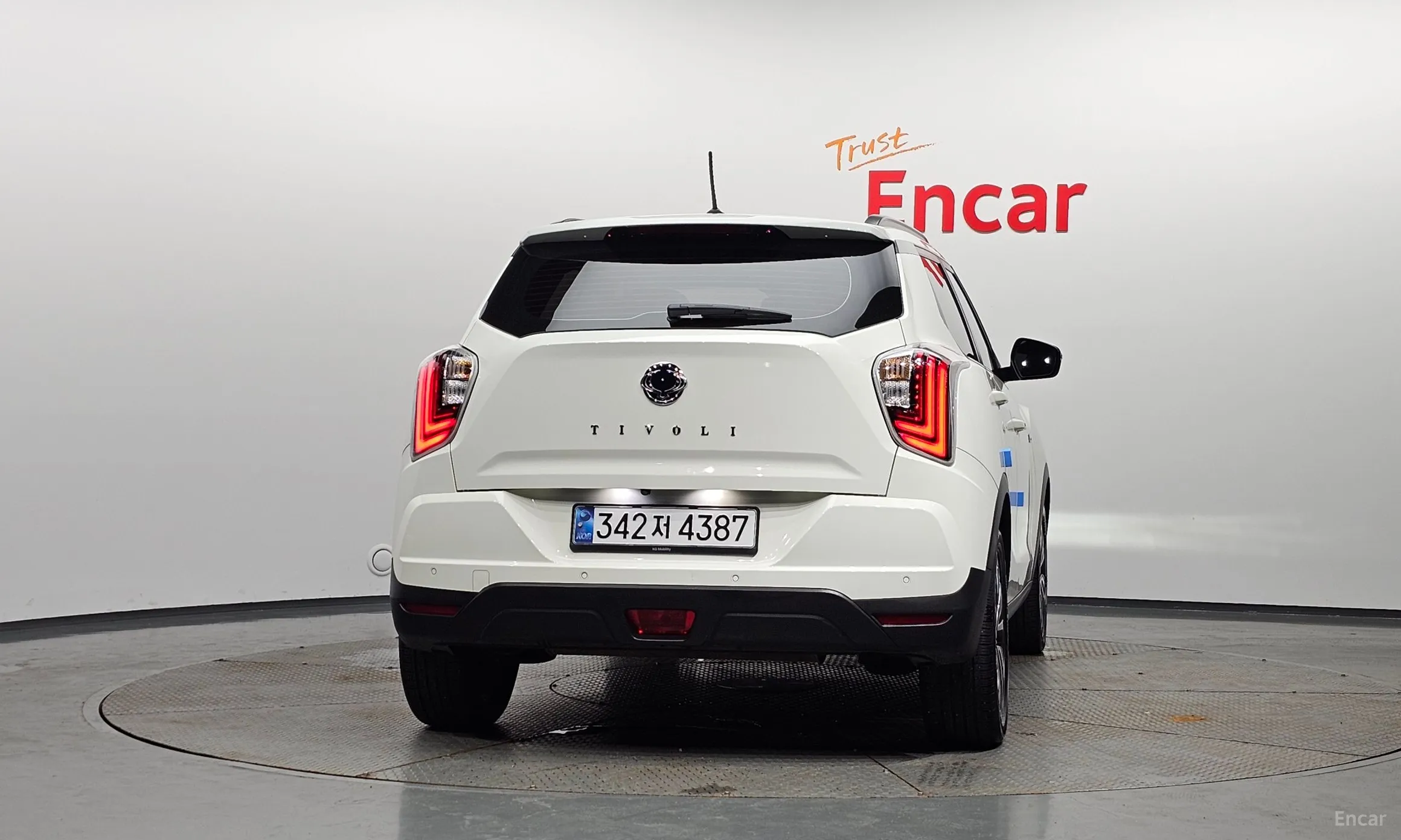 KG Mobility (SsangYong) Berry New Tivoli превью 4