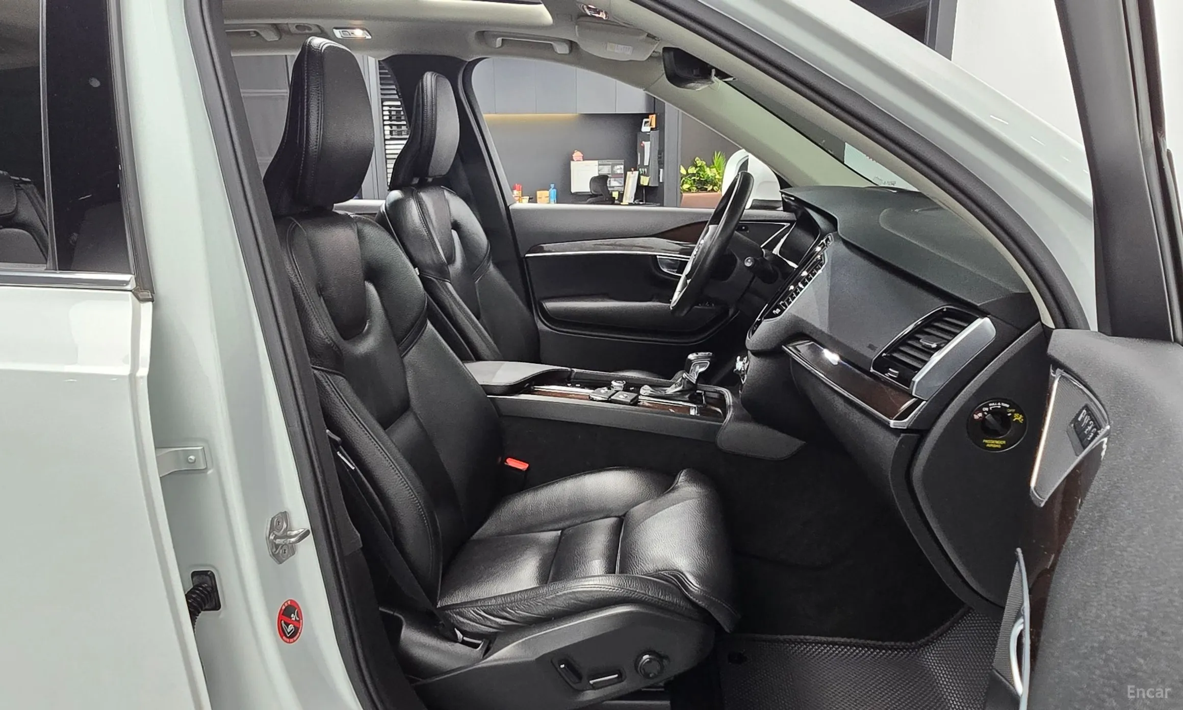 Volvo XC90 Gen 2 превью 11