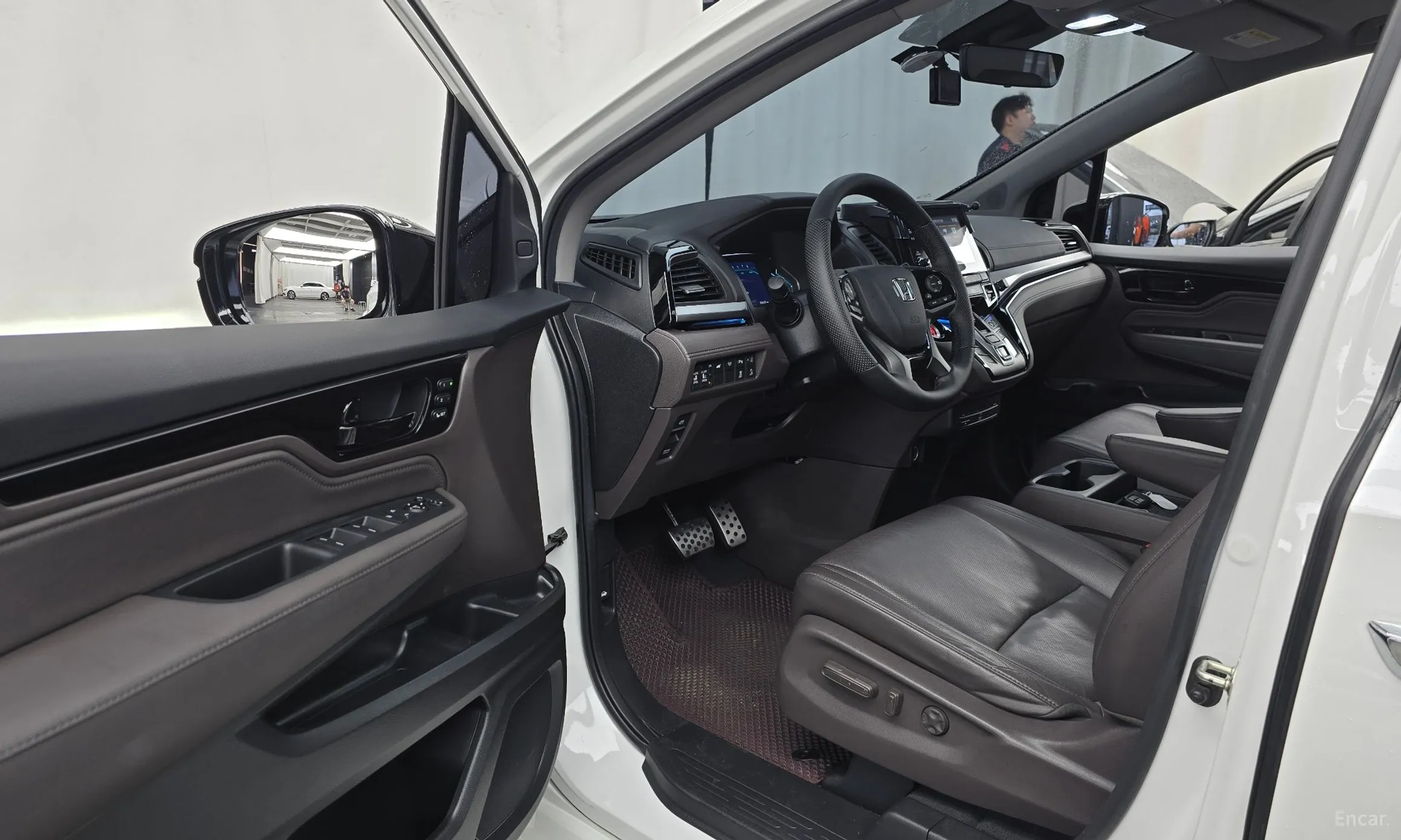 Honda Odyssey превью 10