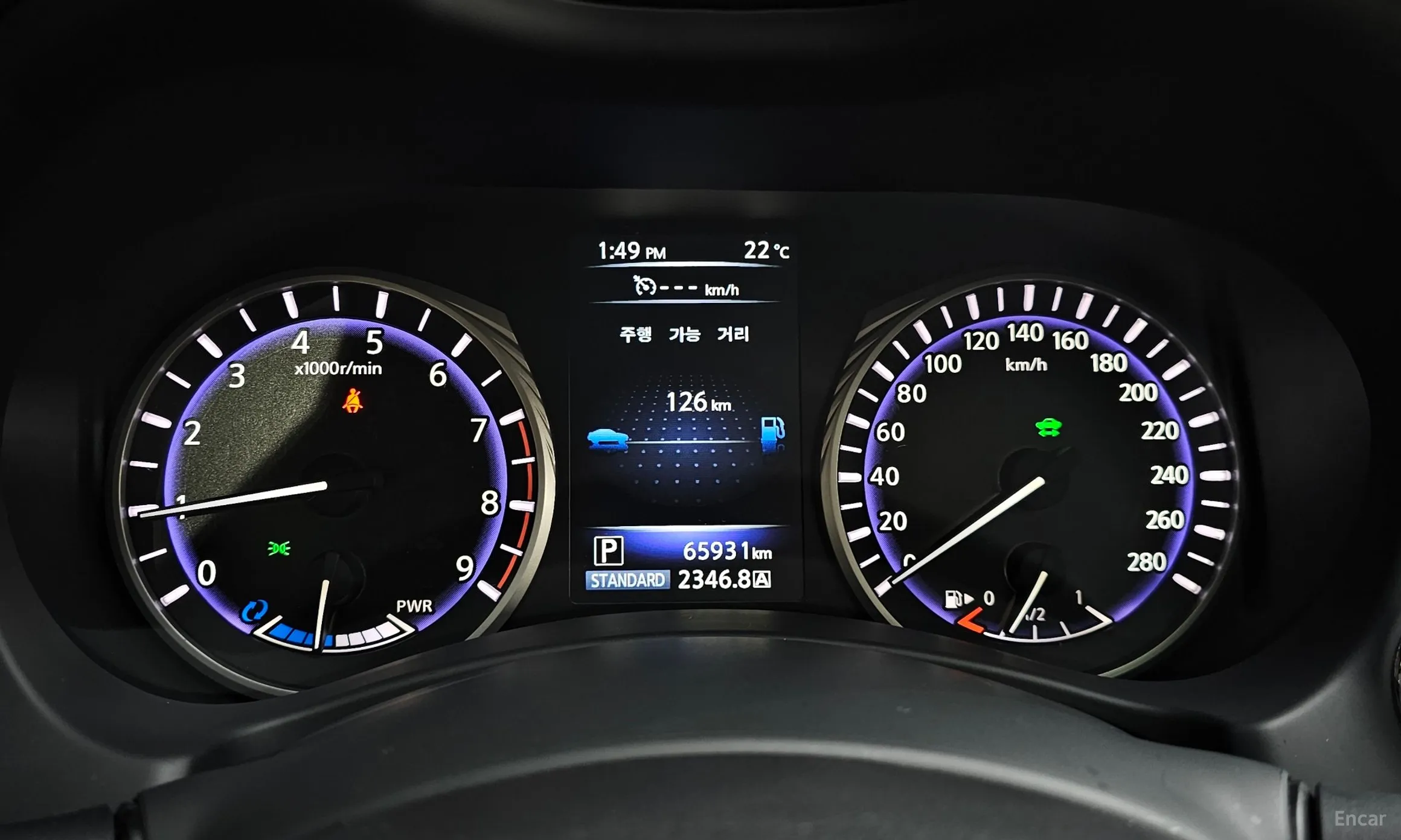Infiniti Q50 превью 8