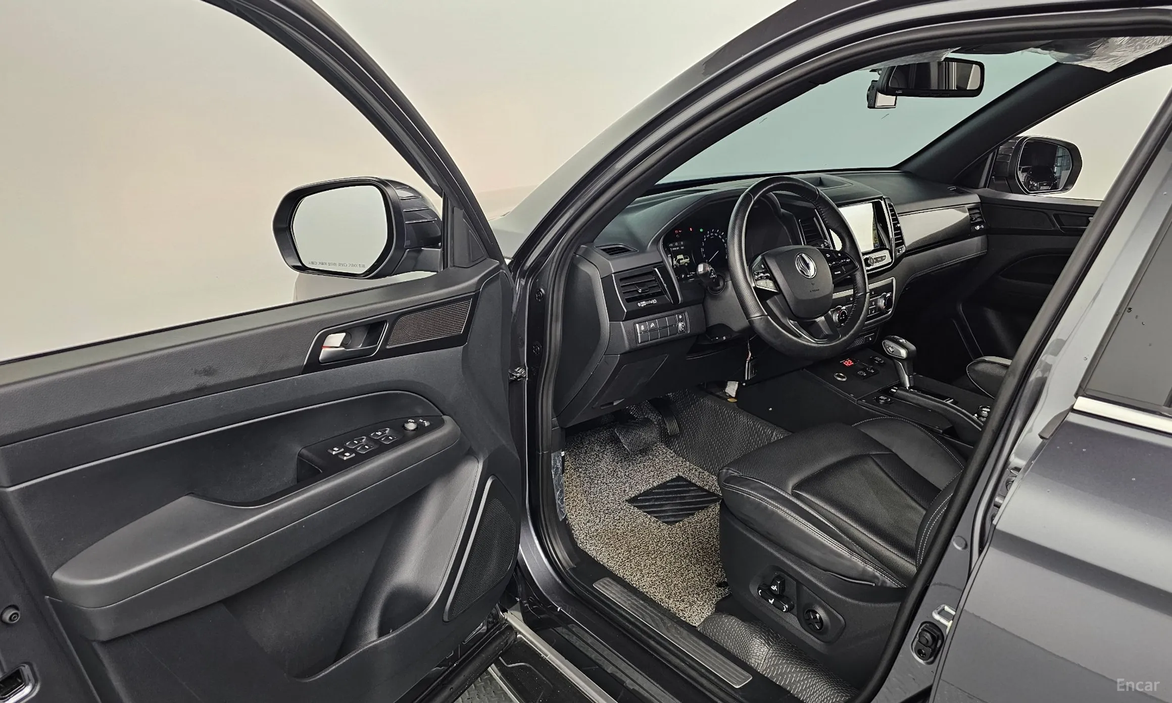 KG Mobility (SsangYong) Rexton Sports превью 10