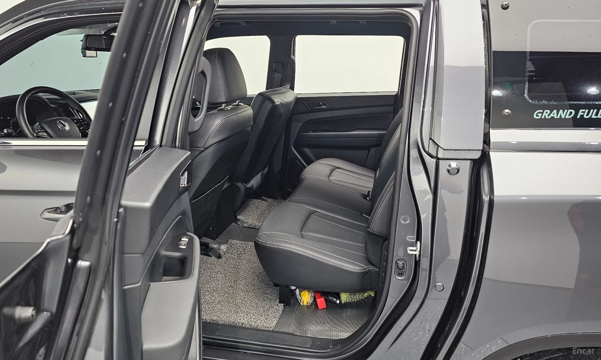 KG Mobility (SsangYong) Rexton Sports превью 12