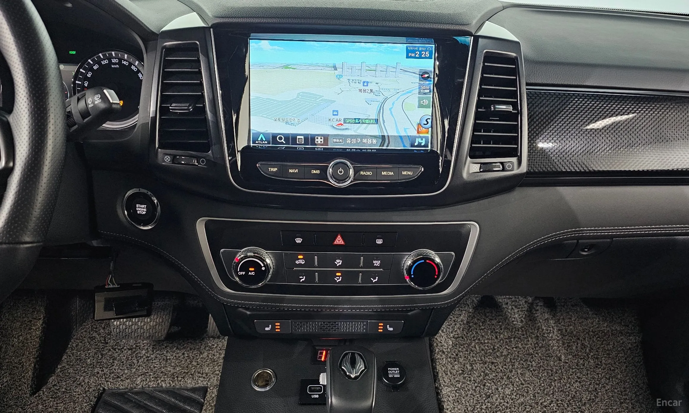 KG Mobility (SsangYong) Rexton Sports превью 18