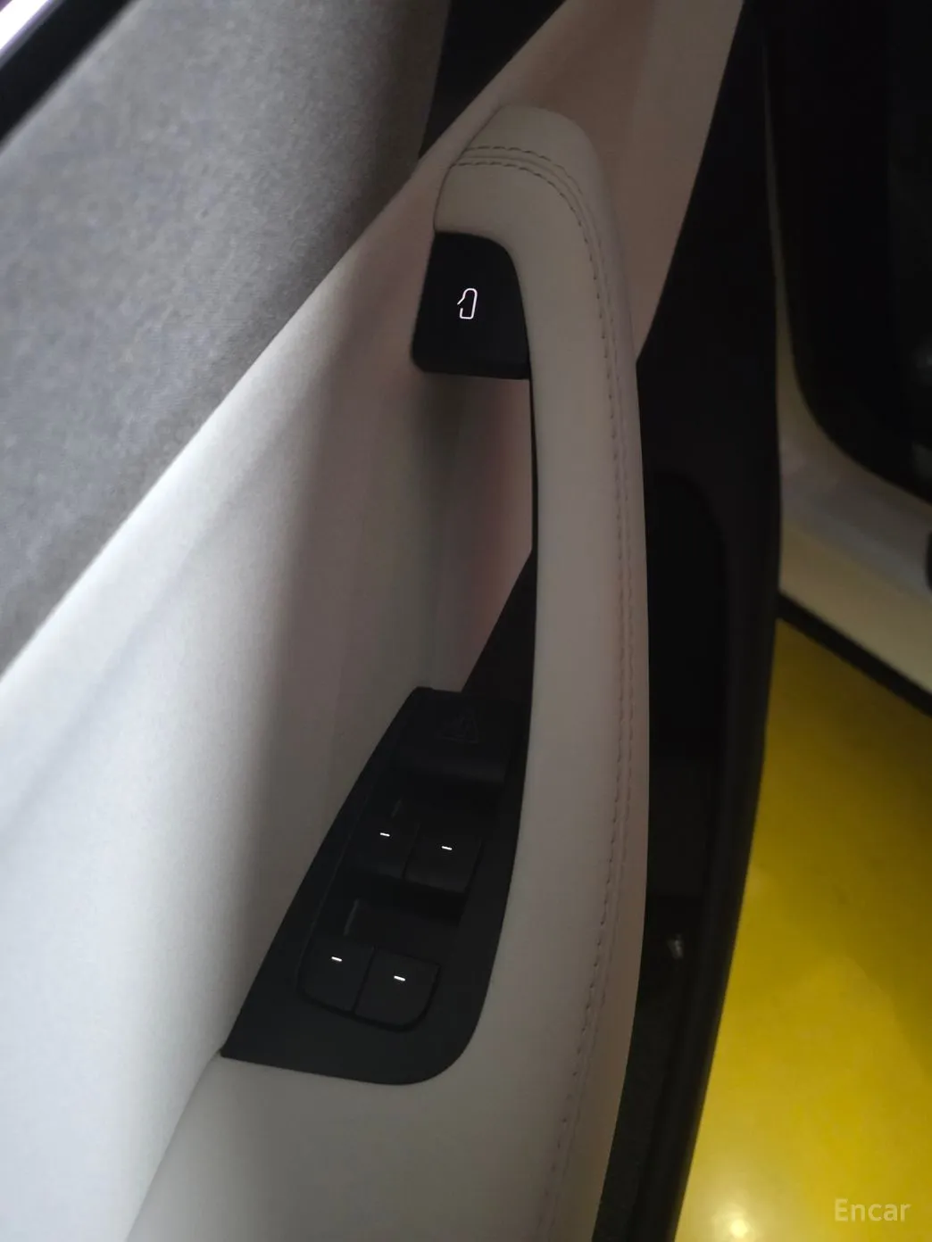 Tesla Model Y превью 6