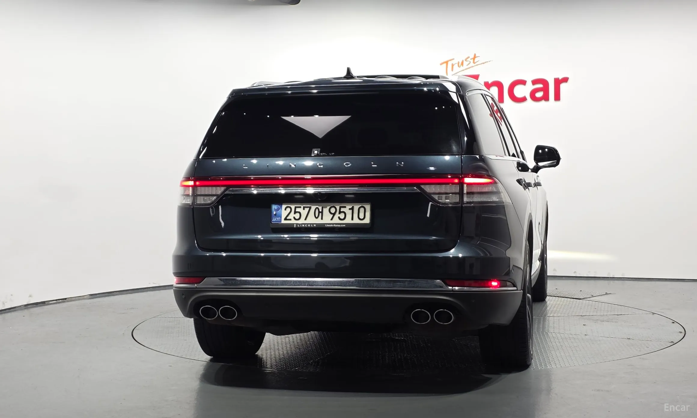Lincoln Aviator 2nd Generation превью 4