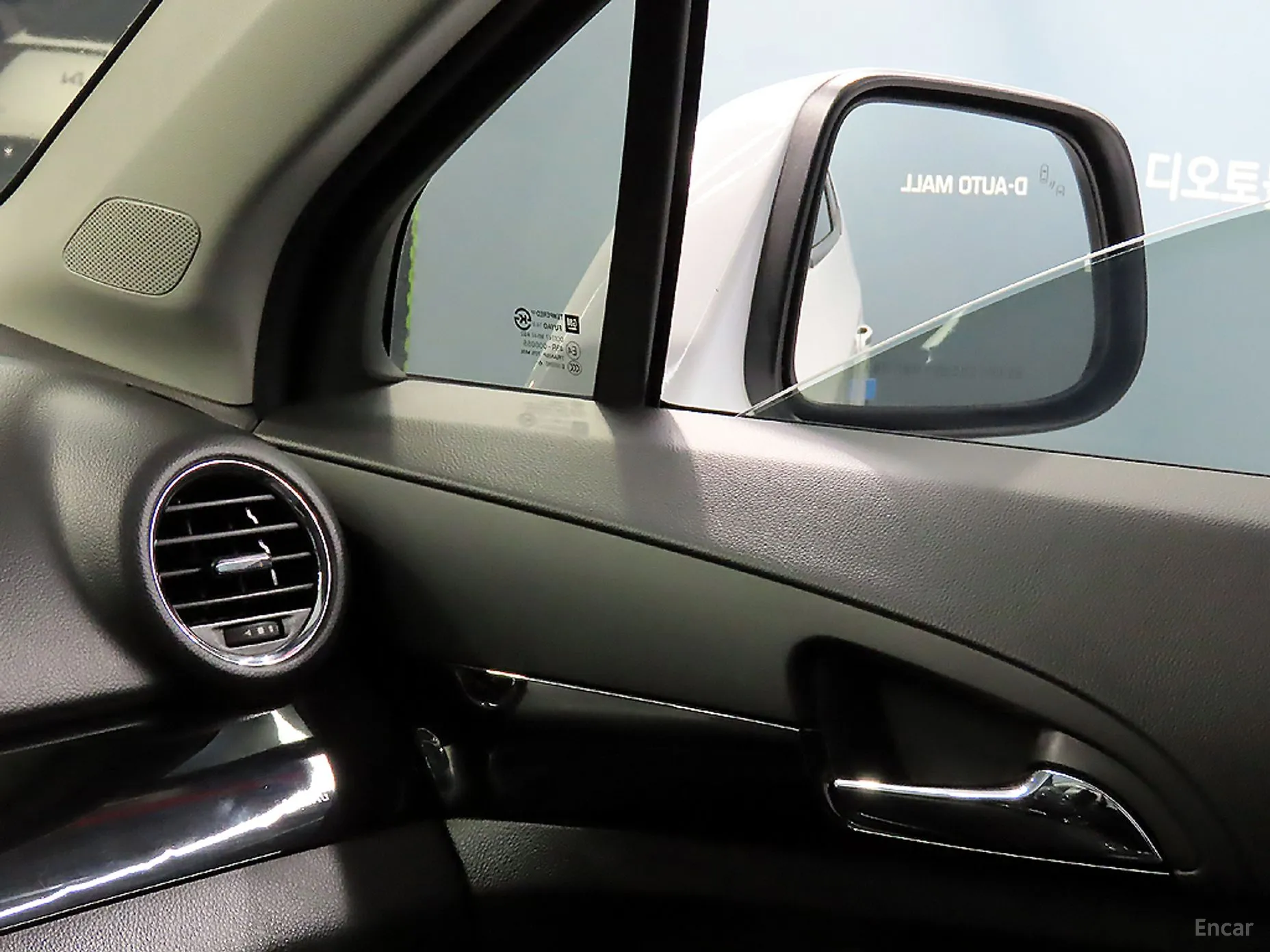 Chevrolet (GM Daewoo) Orlando превью 16