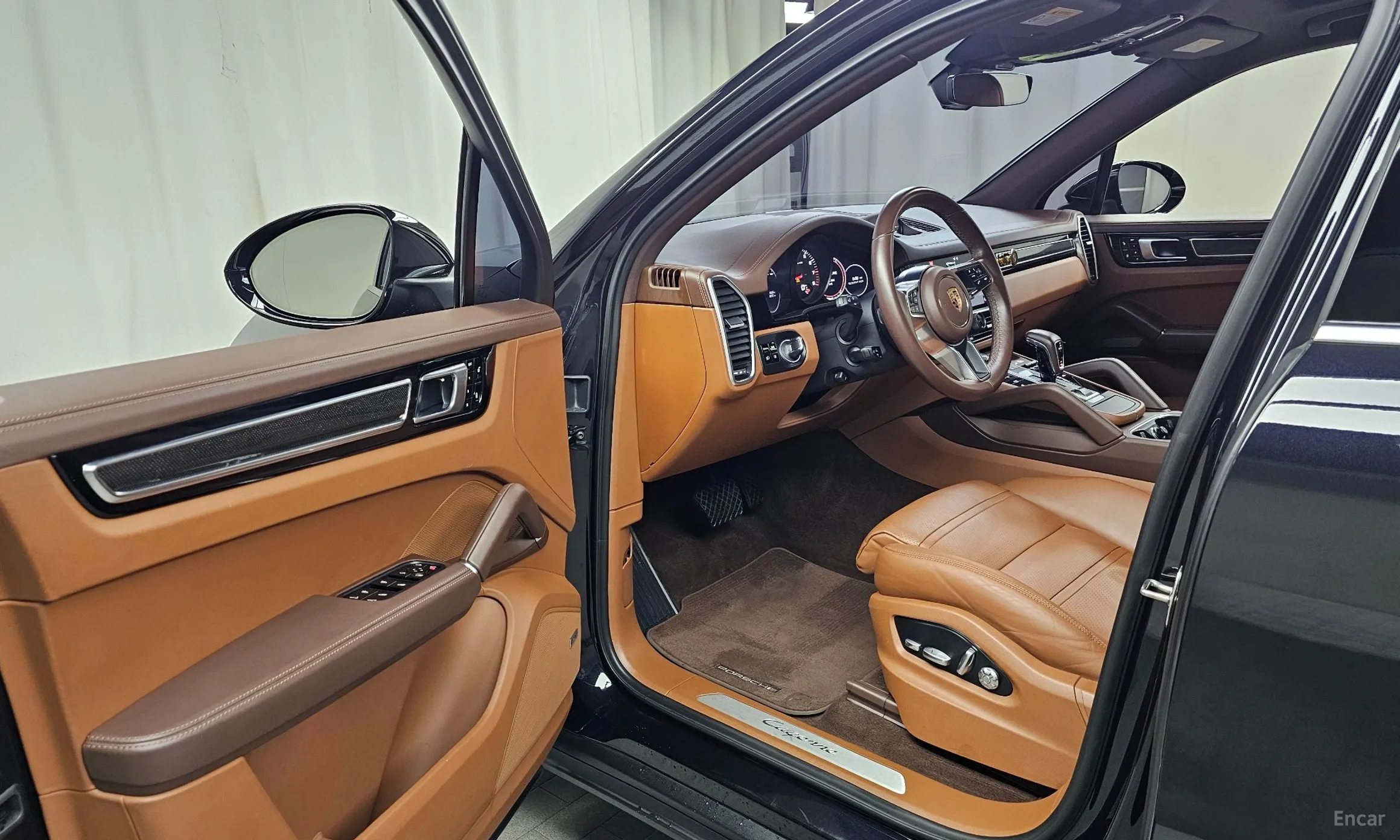 Porsche Cayenne (PO536) превью 10