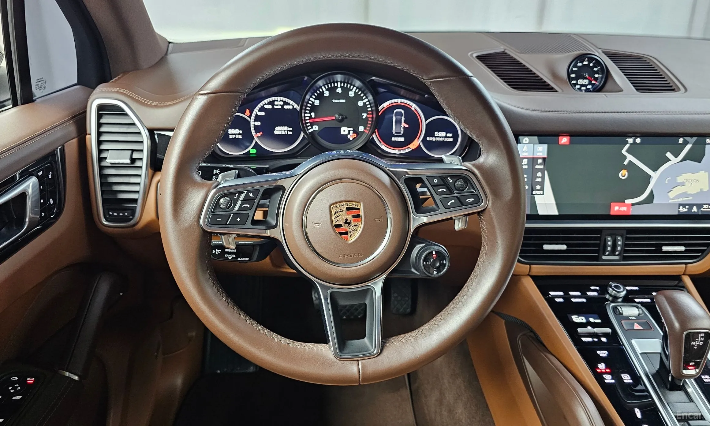 Porsche Cayenne (PO536) превью 14