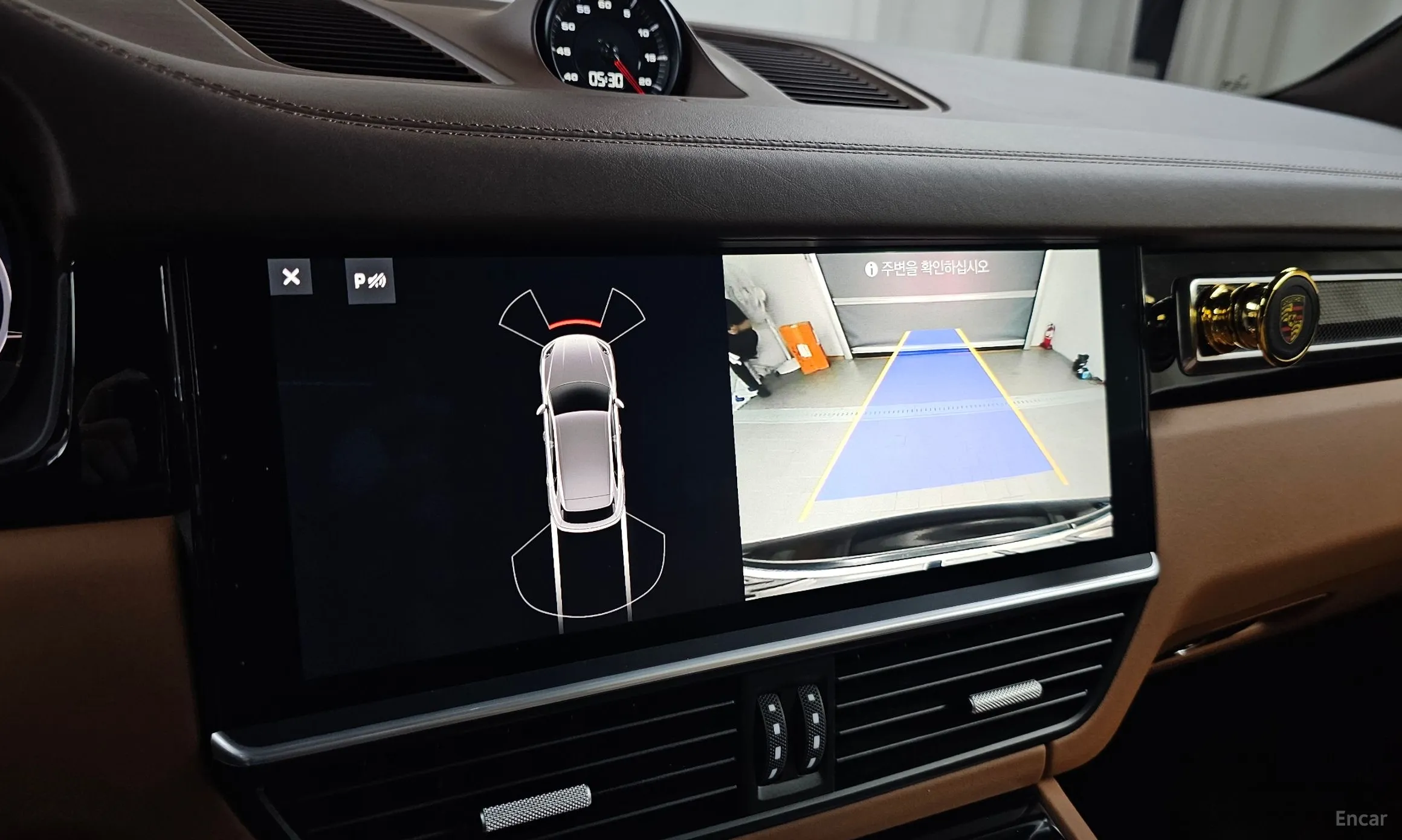 Porsche Cayenne (PO536) превью 15