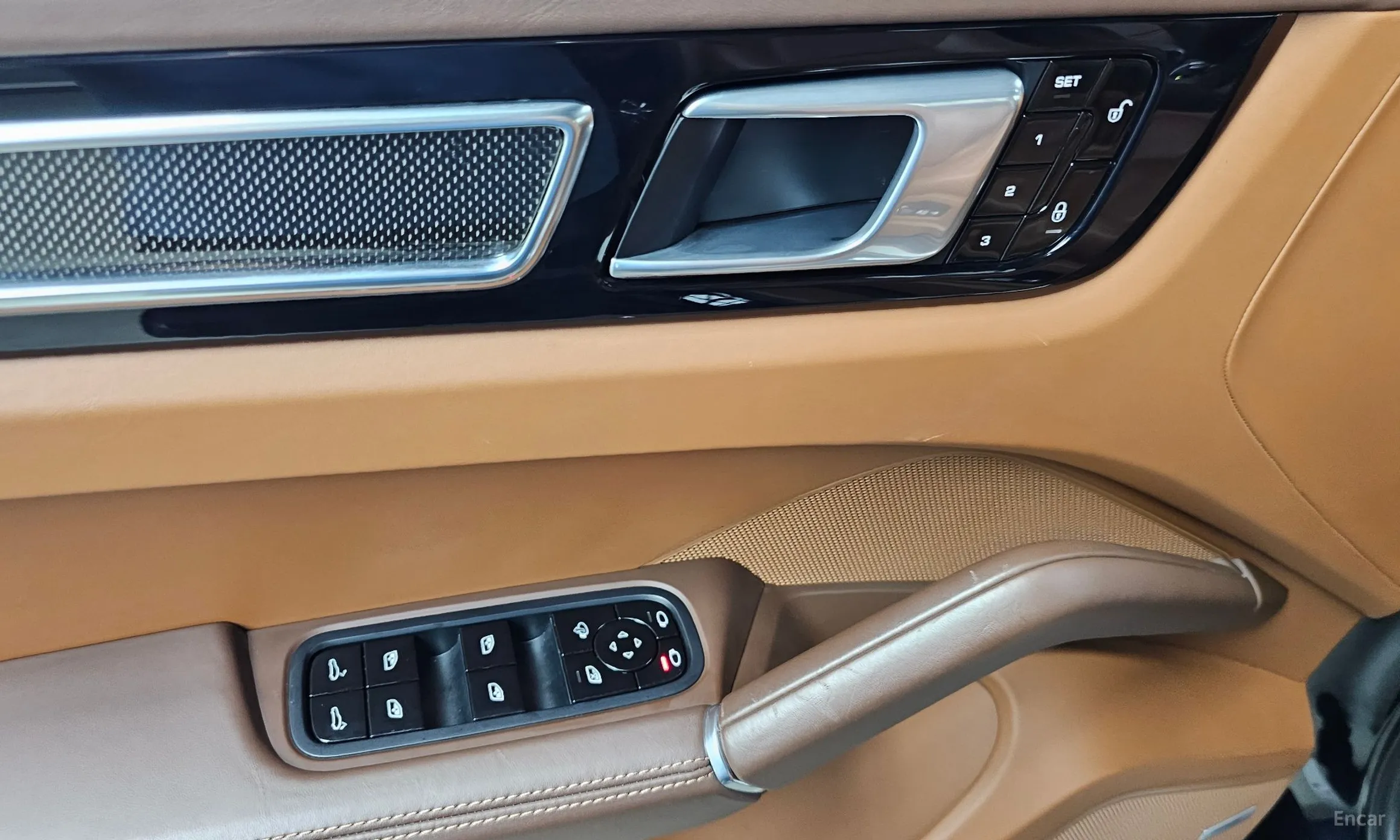 Porsche Cayenne (PO536) превью 19