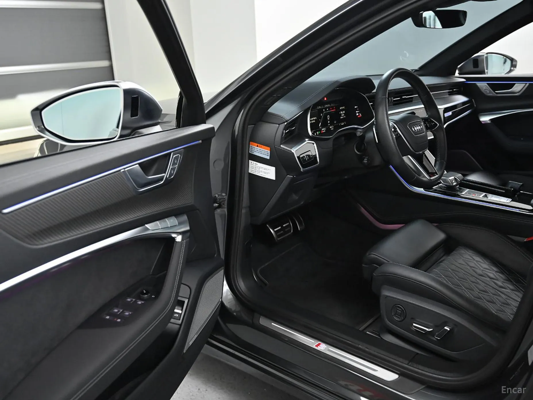 Audi S6 (C8) превью 12