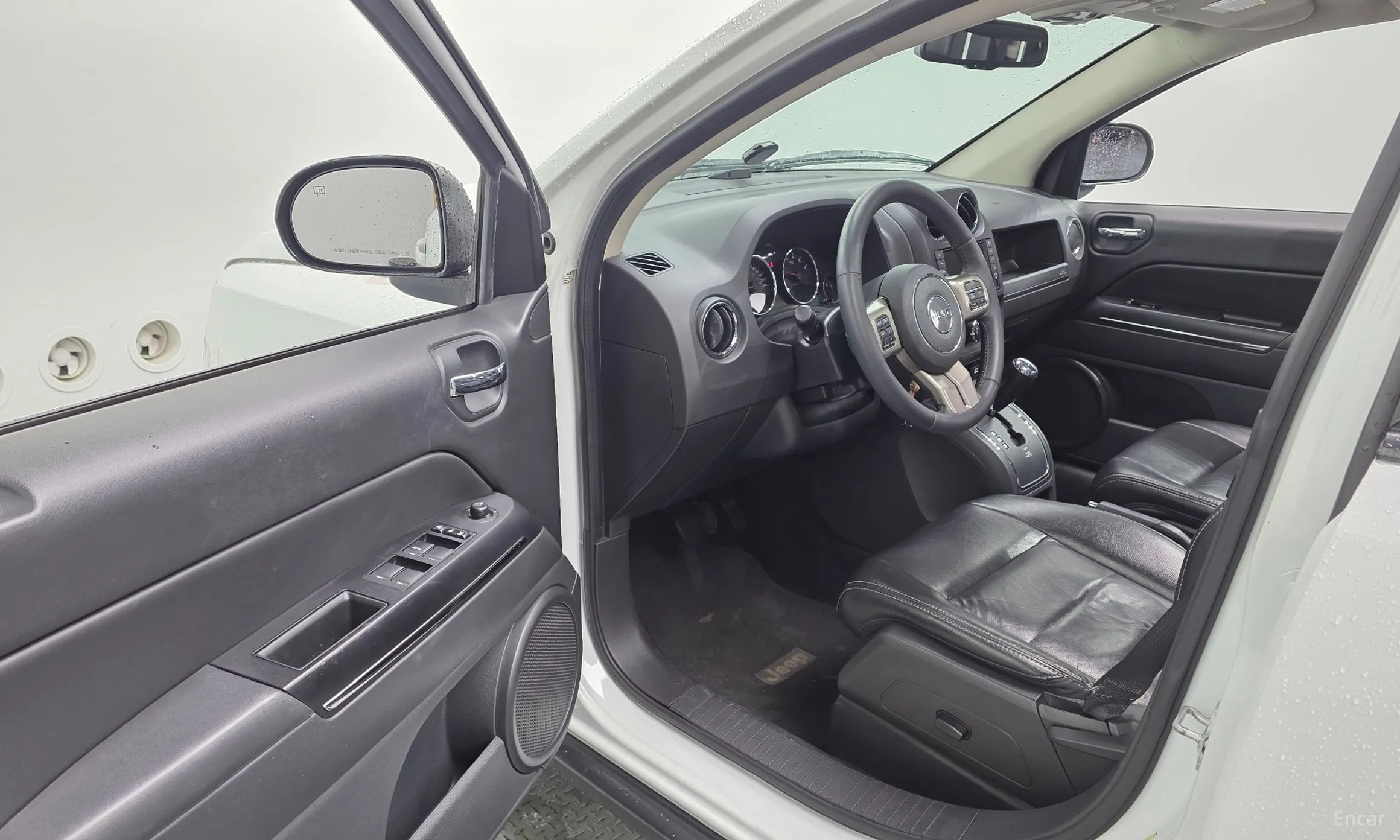 Jeep Compass превью 10