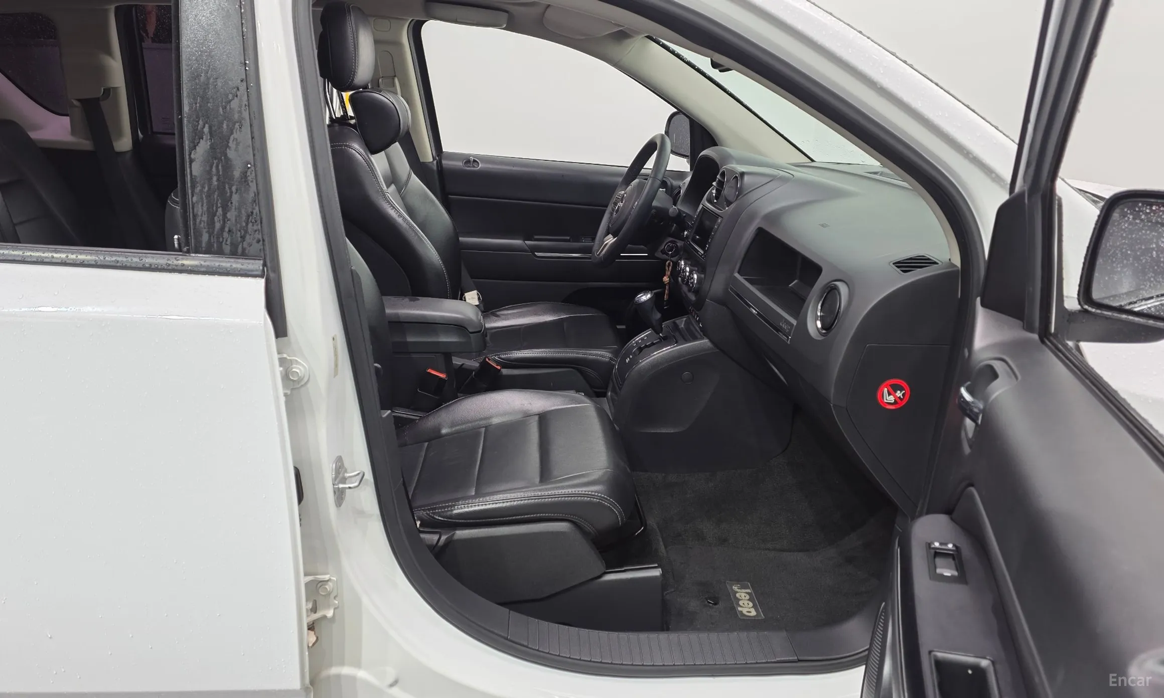 Jeep Compass превью 11