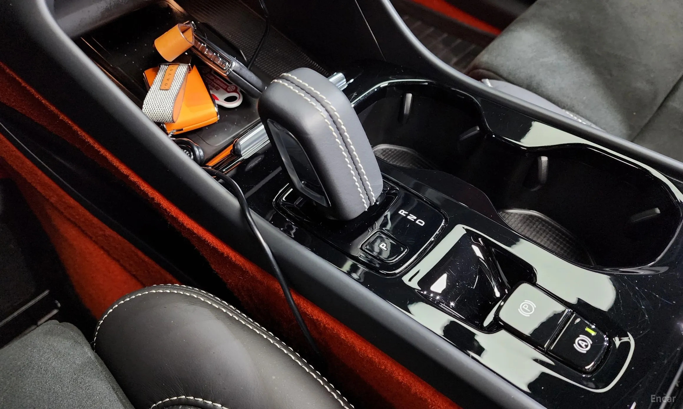 Volvo XC40 превью 9