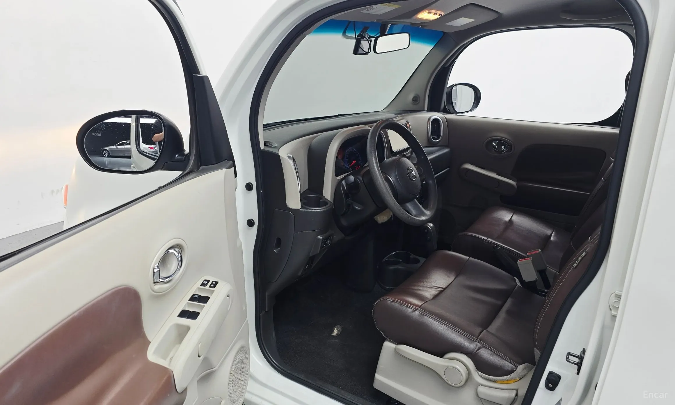 Nissan Cube превью 10
