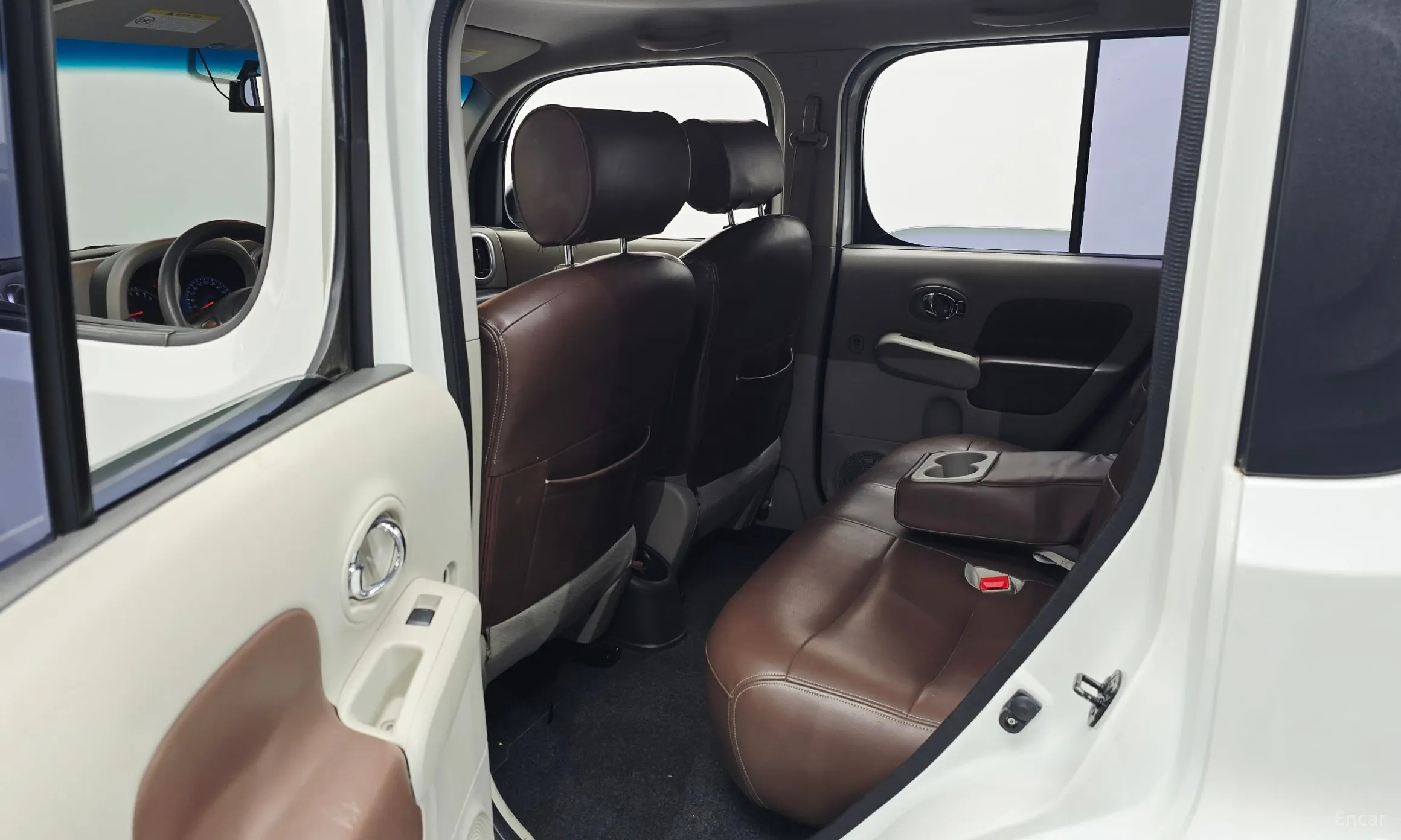 Nissan Cube превью 12