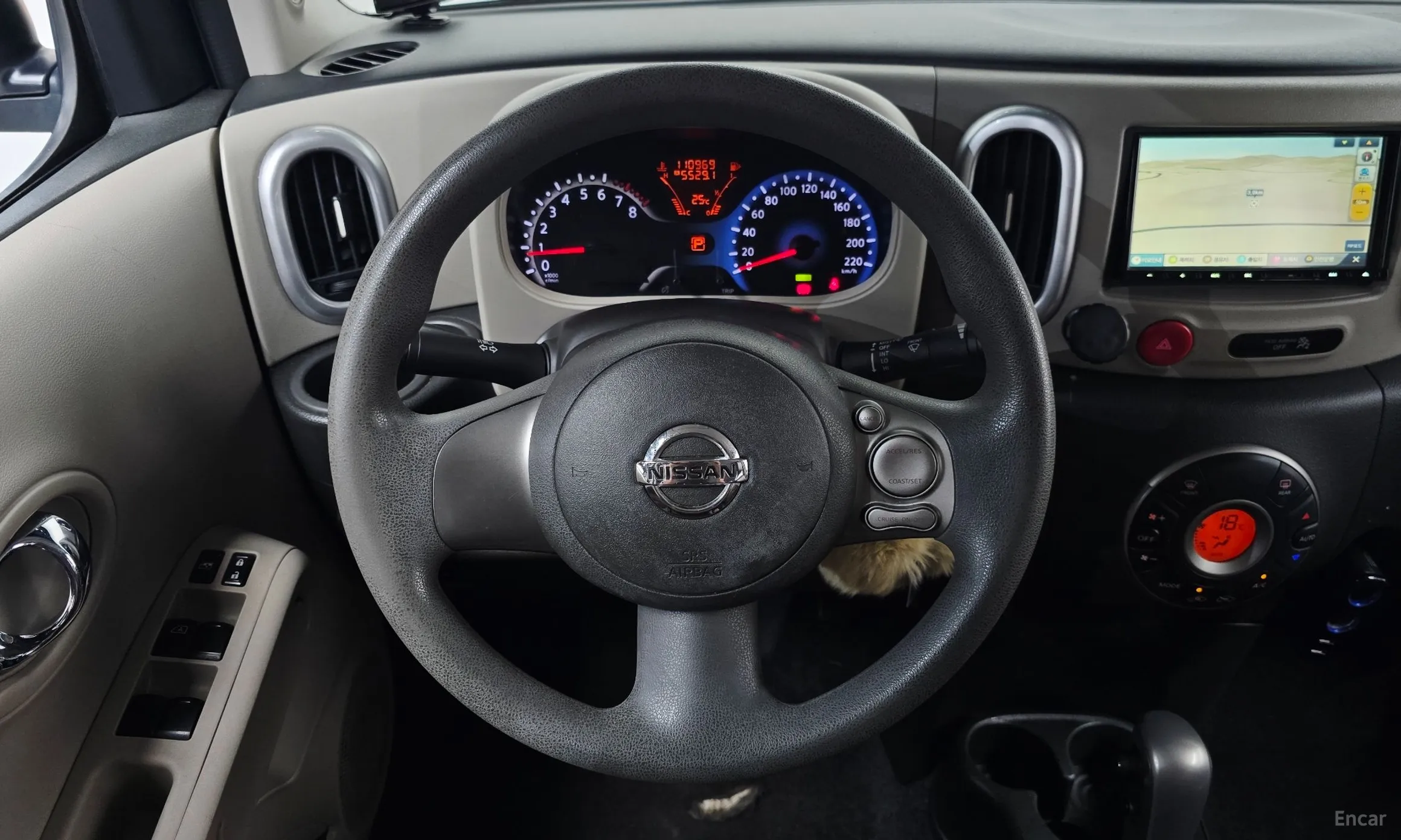 Nissan Cube превью 13