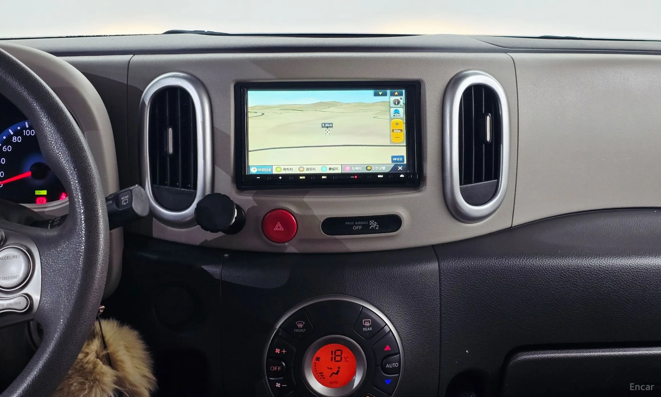 Nissan Cube превью 14