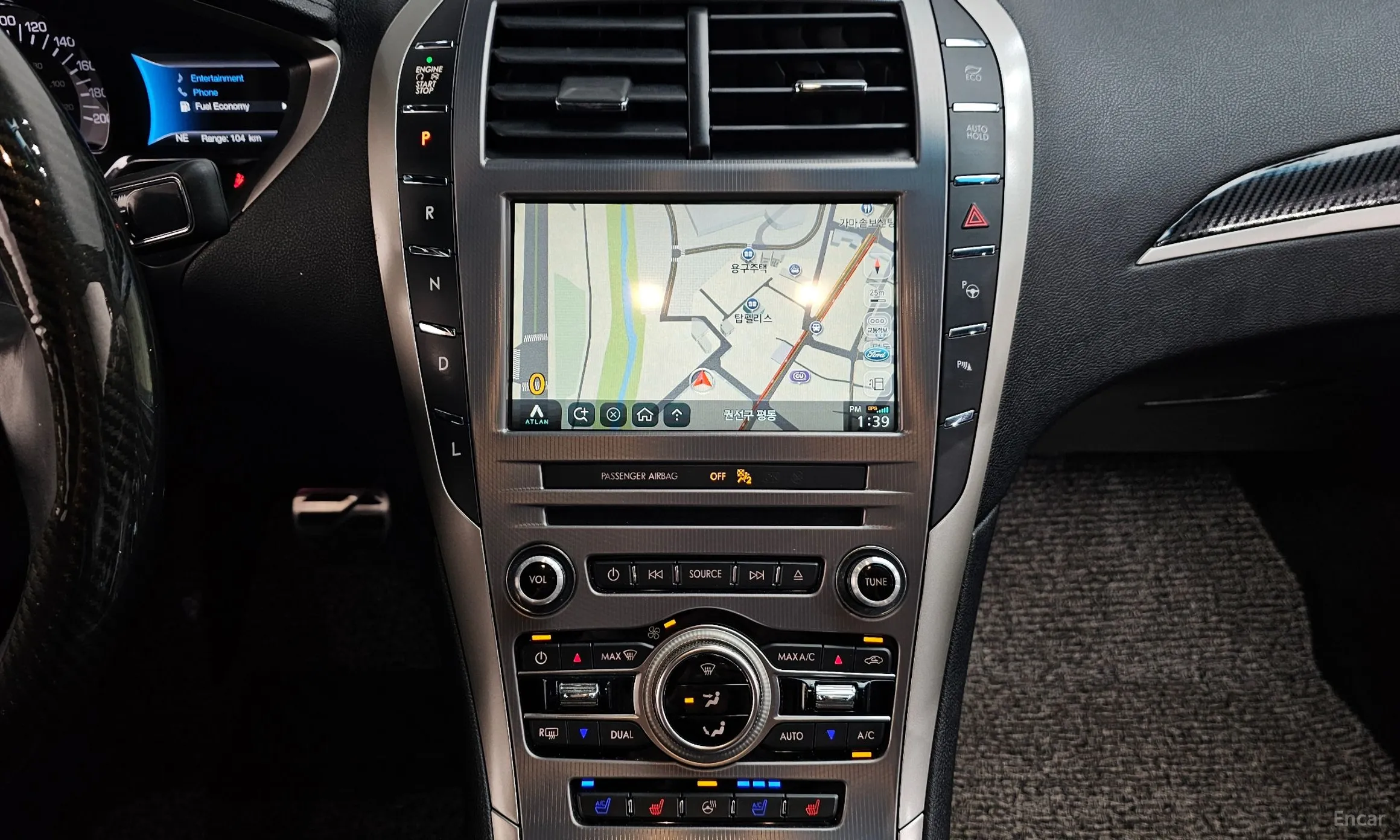 Lincoln New MKZ превью 12