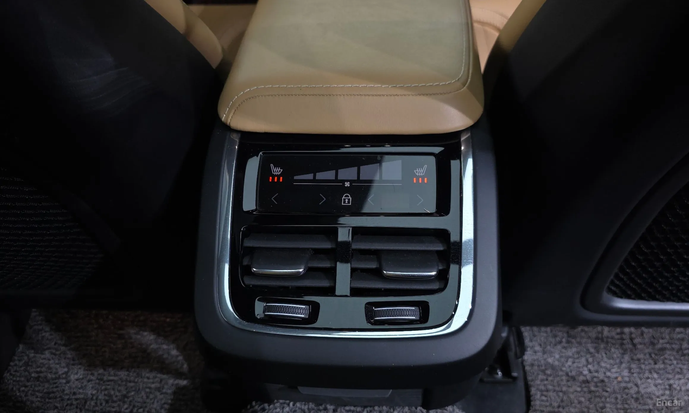 Volvo XC60 Gen 2 превью 18