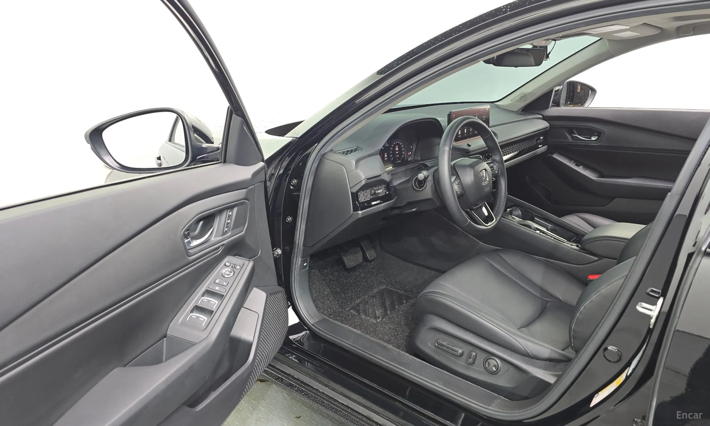 Honda Accord 11th Generation превью 10