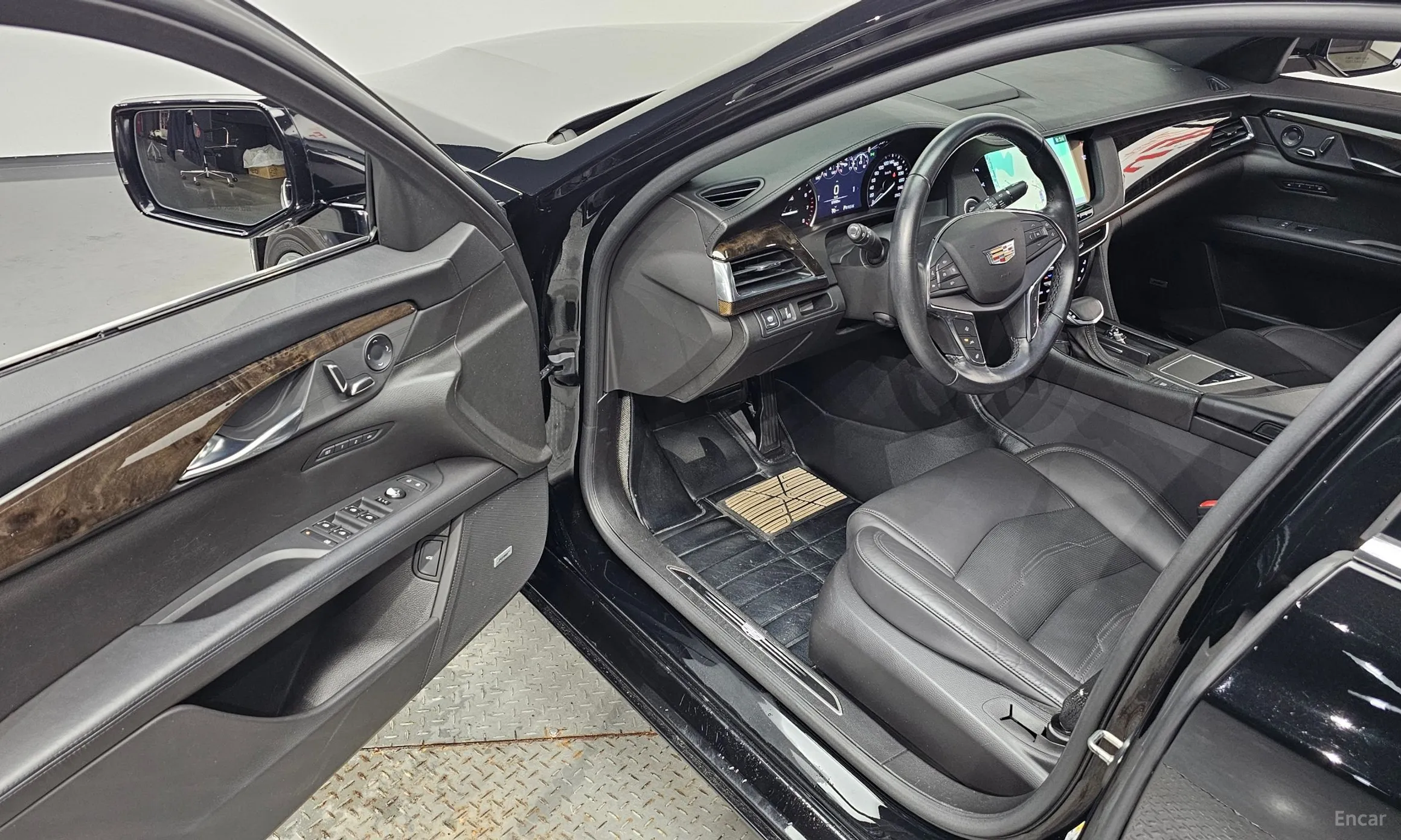 Cadillac CT6 превью 10