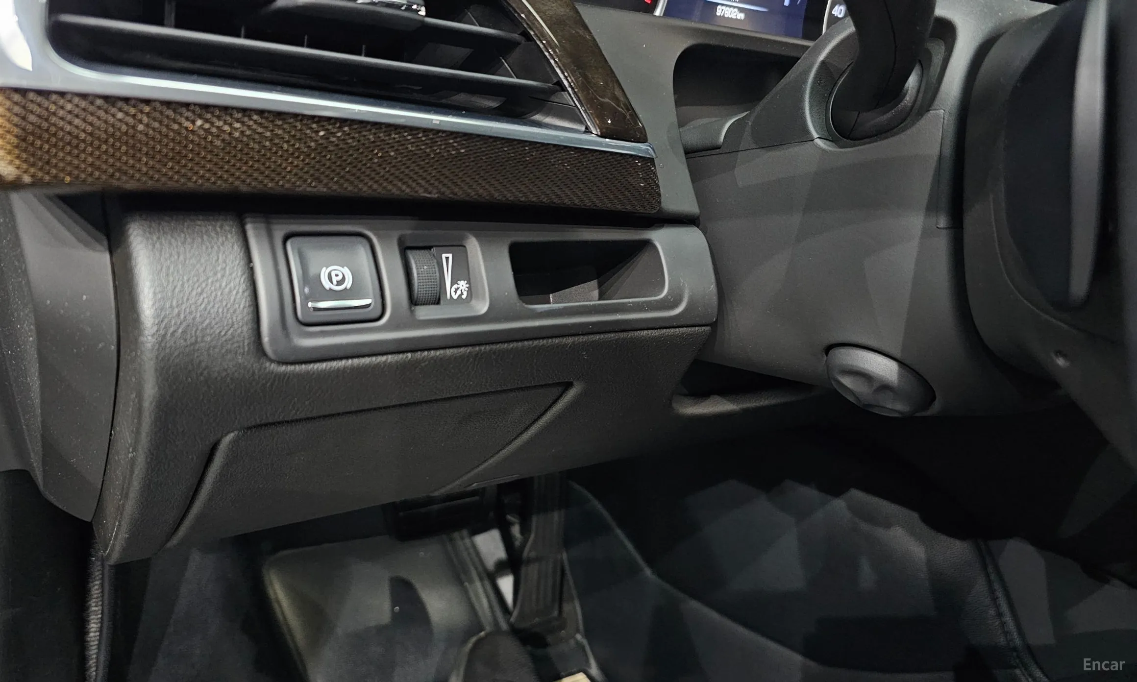 Cadillac CT6 превью 12