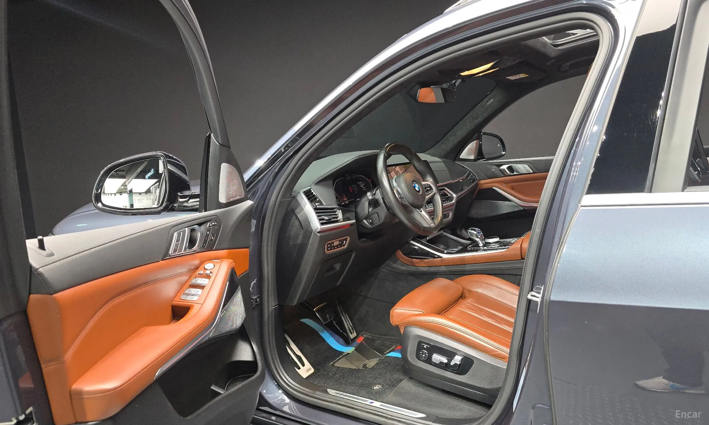 BMW X7 (G07) превью 10