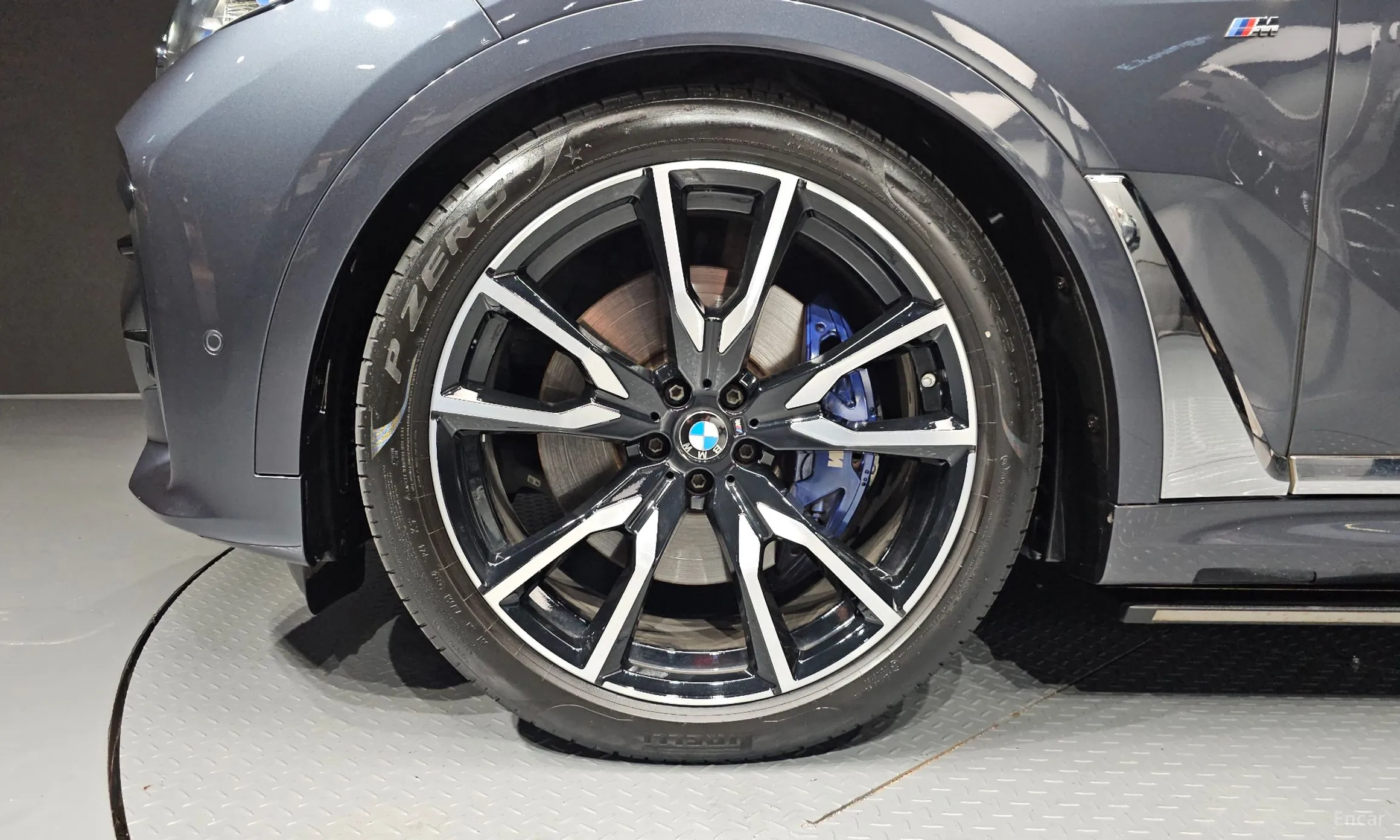 BMW X7 (G07) превью 5