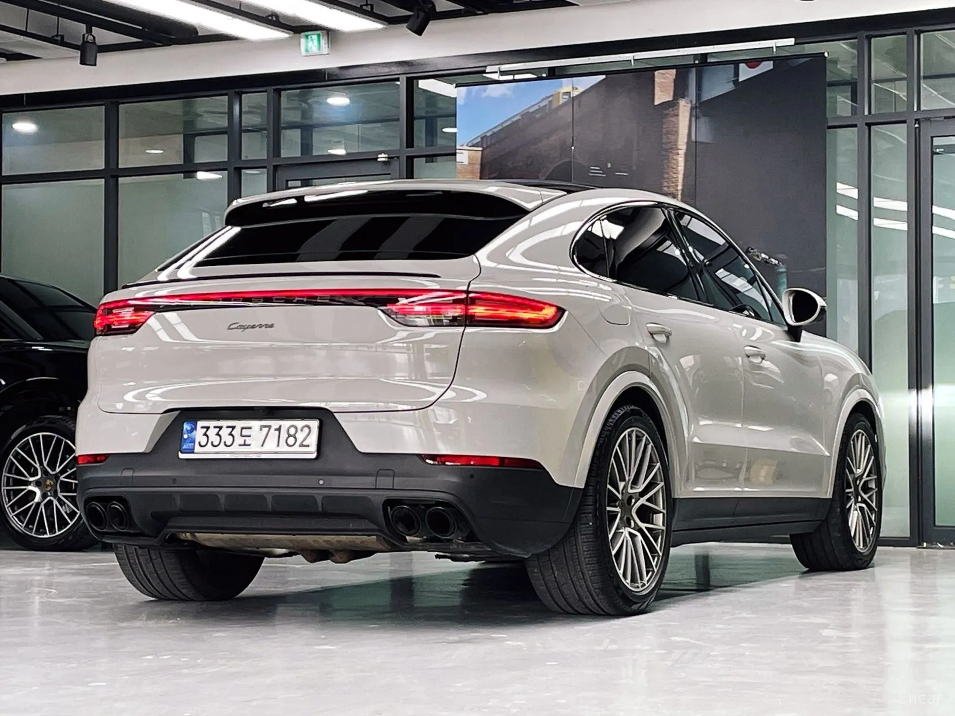 Porsche Cayenne (PO536)