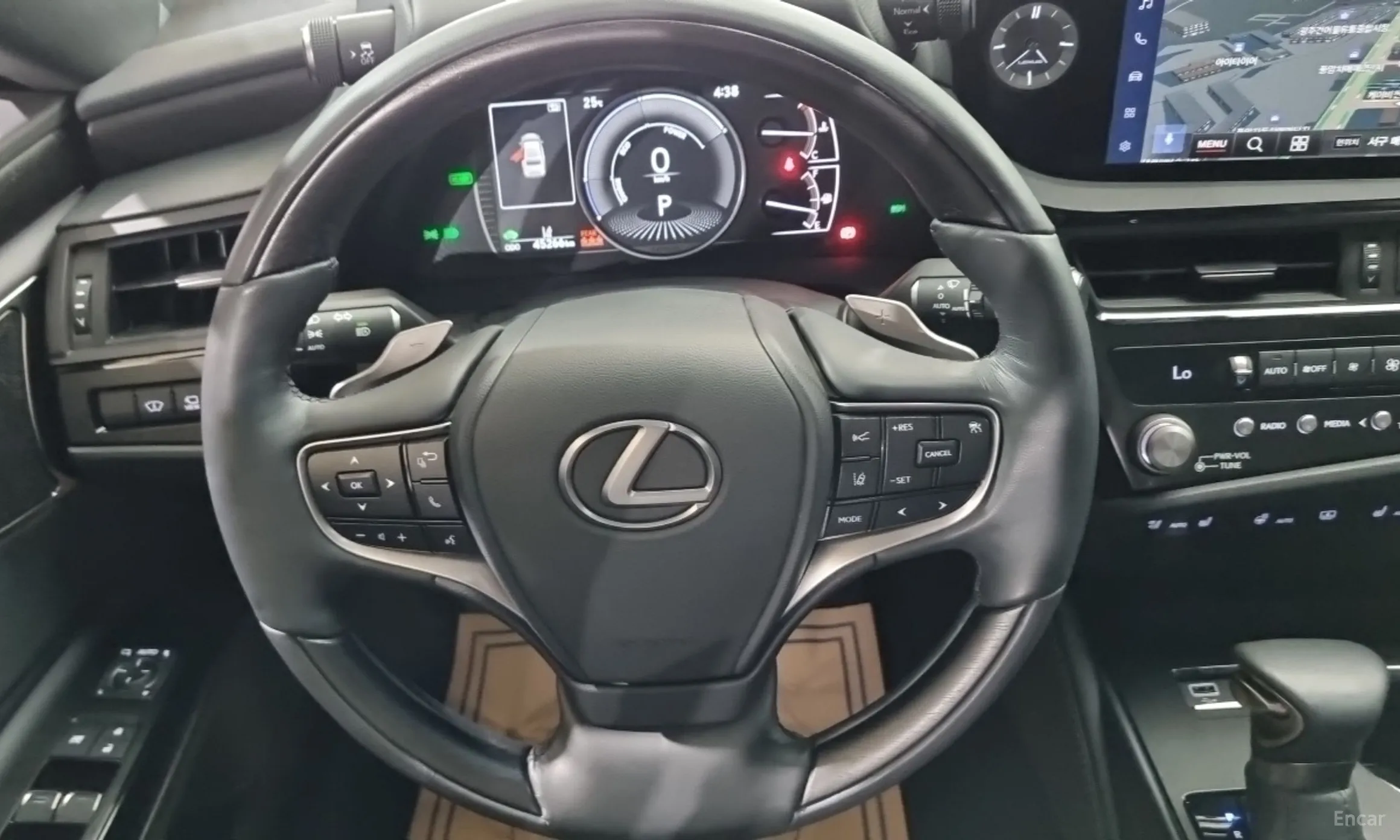 Lexus ES300h 7th Generation превью 12