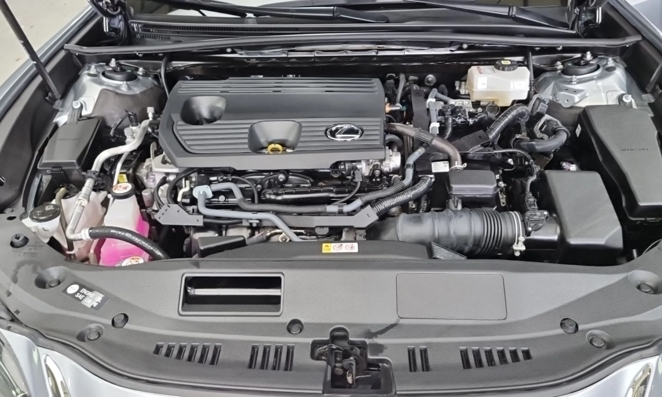 Lexus ES300h 7th Generation превью 6