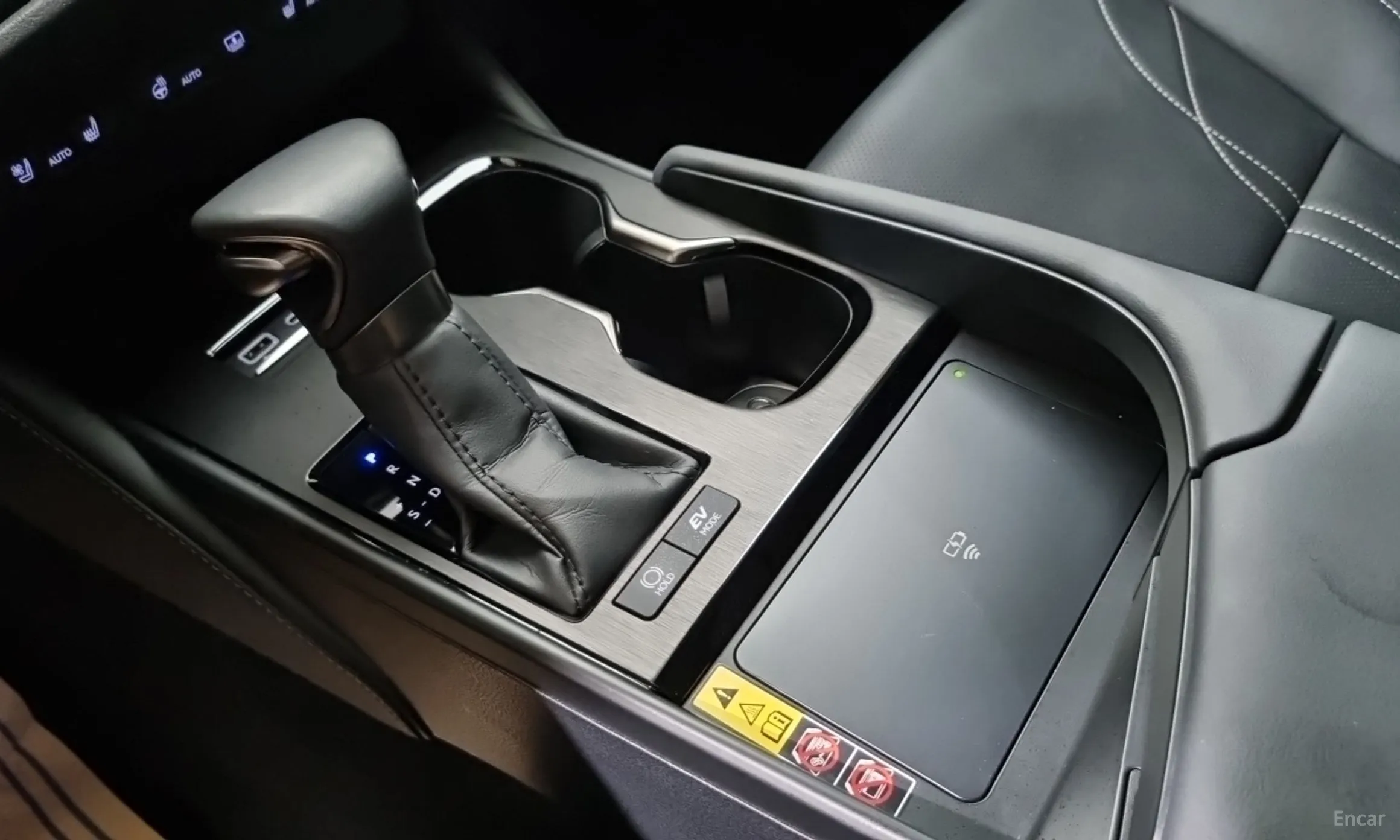 Lexus ES300h 7th Generation превью 9