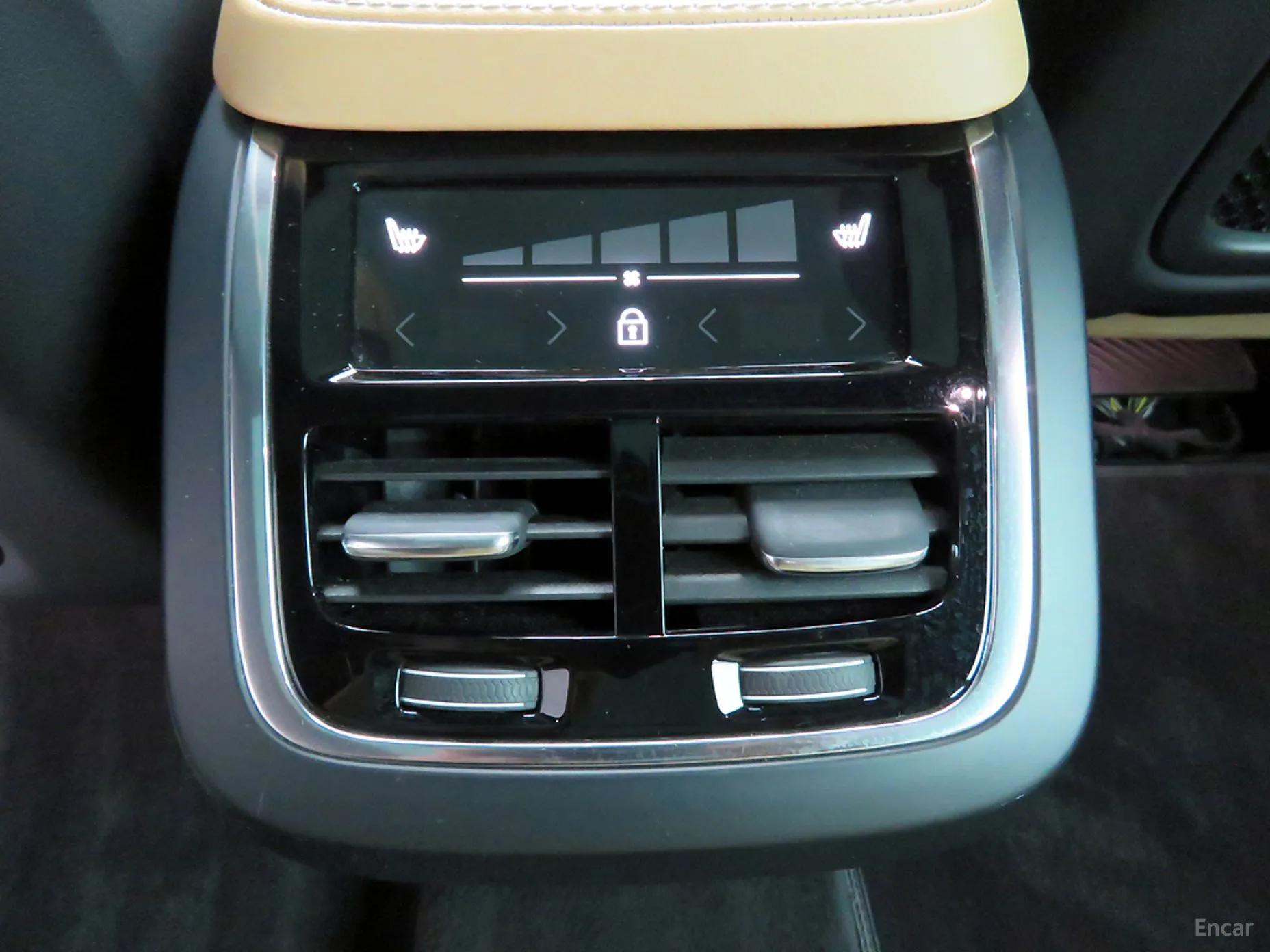 Volvo XC90 Gen 2 превью 14