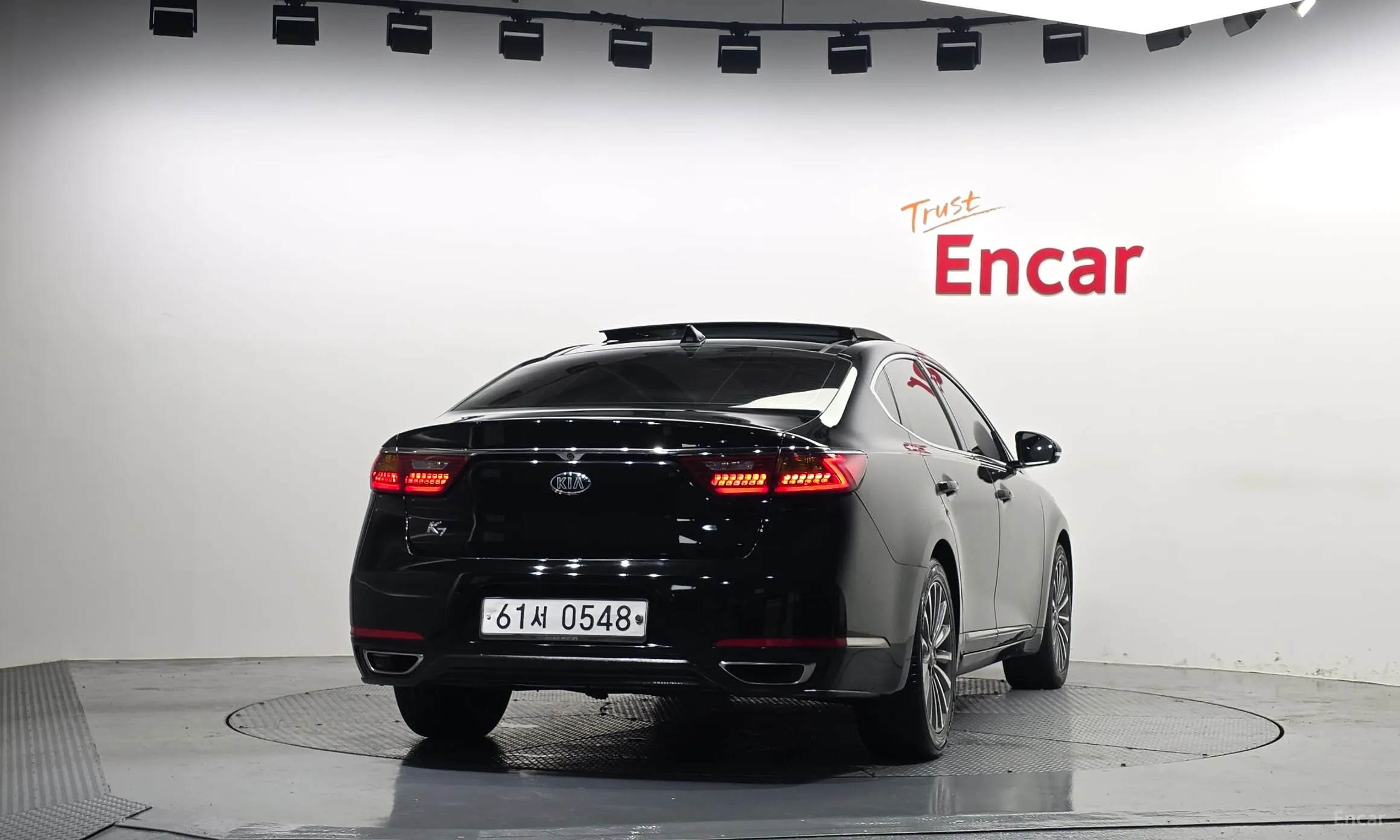 Kia K7 превью 4
