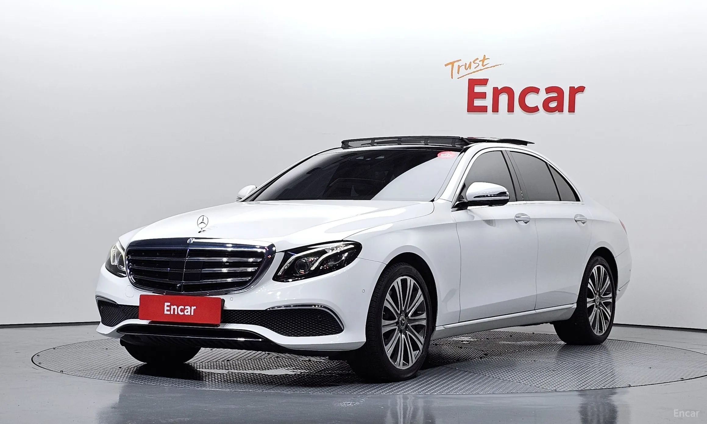 Mercedes Benz E-Class W213